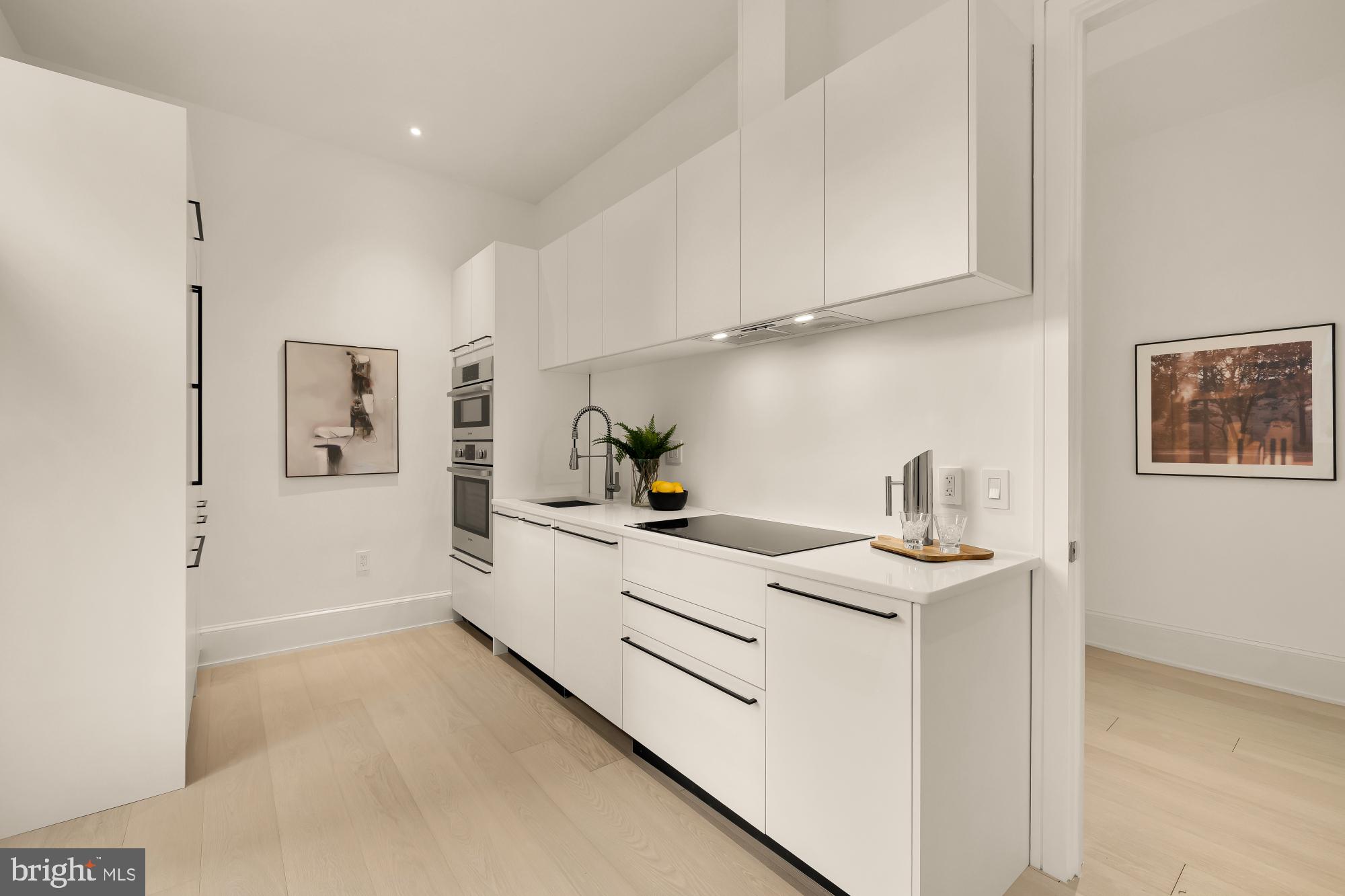 CAPITOL HILL - Residential