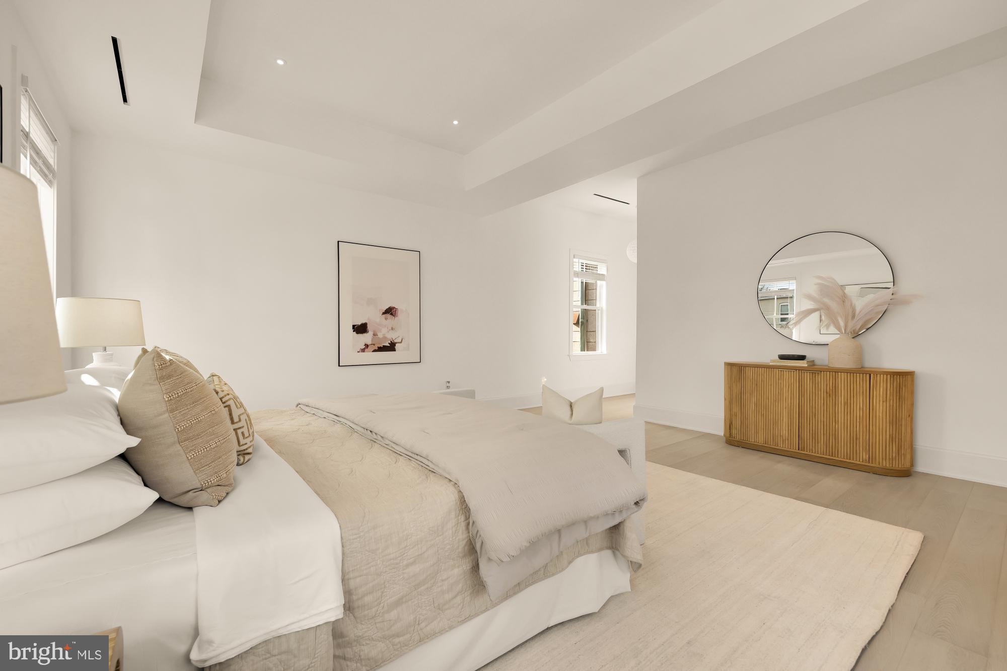 CAPITOL HILL - Residential