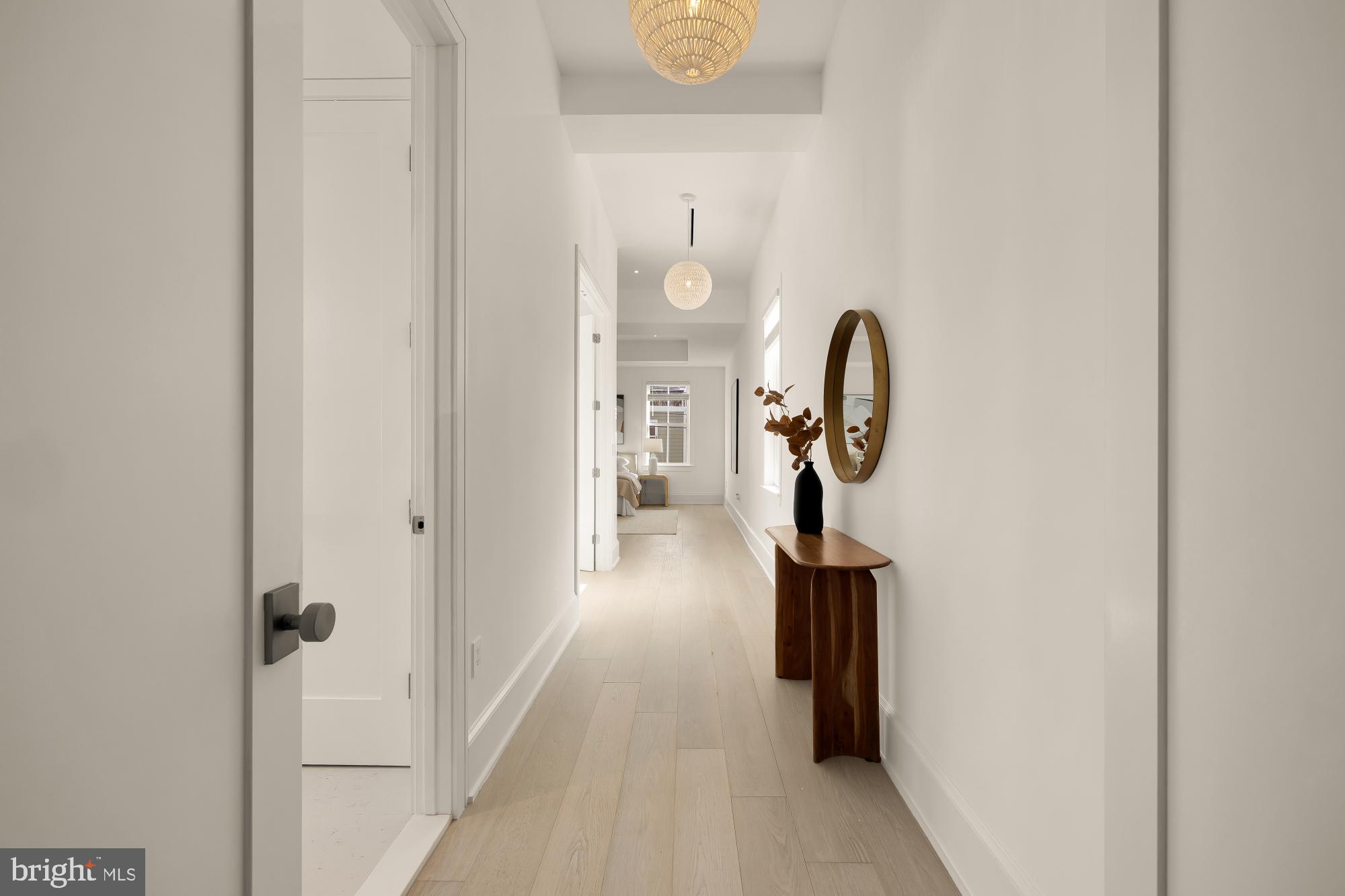 CAPITOL HILL - Residential