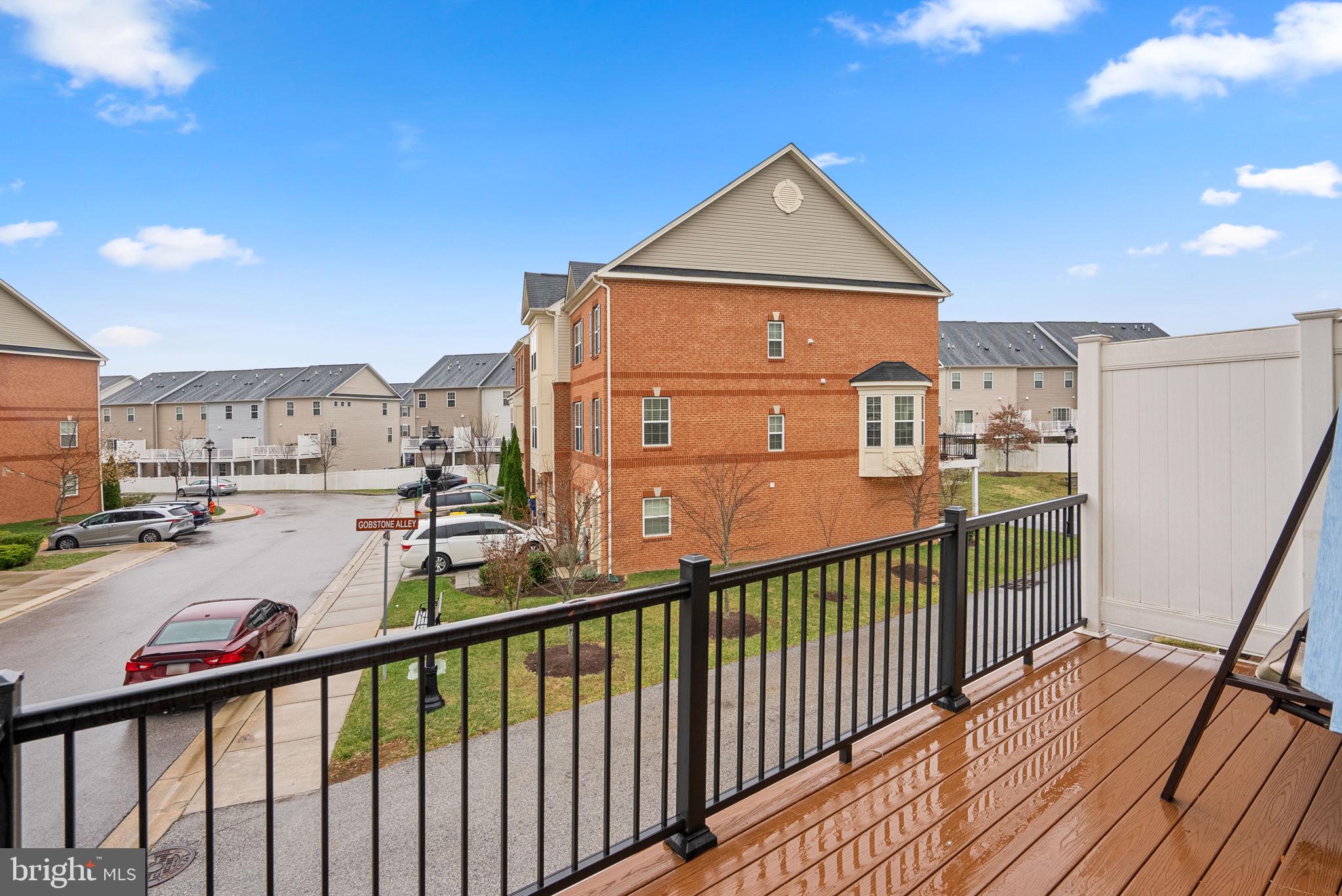 BLUE STREAM - Residential