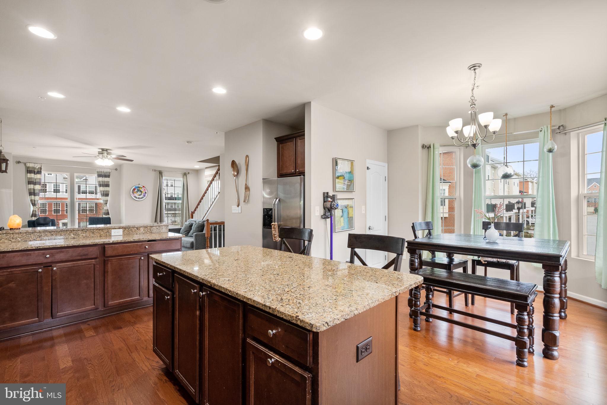 BLUE STREAM - Residential