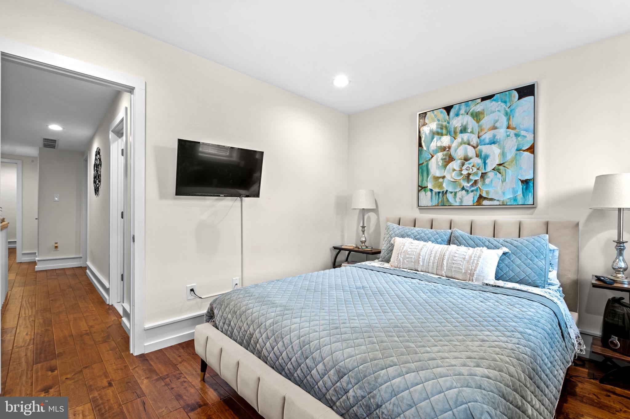 POINT BREEZE - Residential Lease