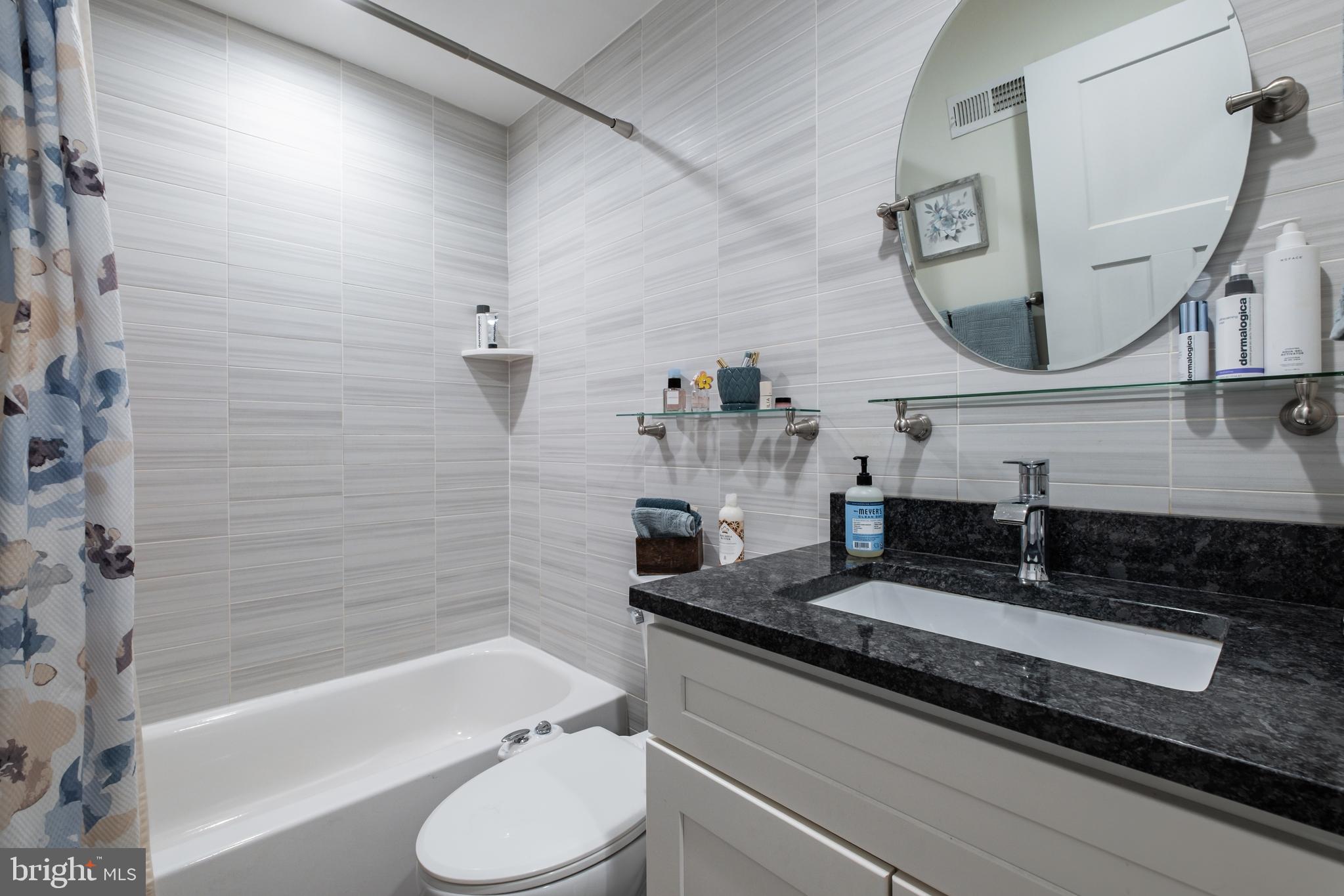 POINT BREEZE - Residential Lease