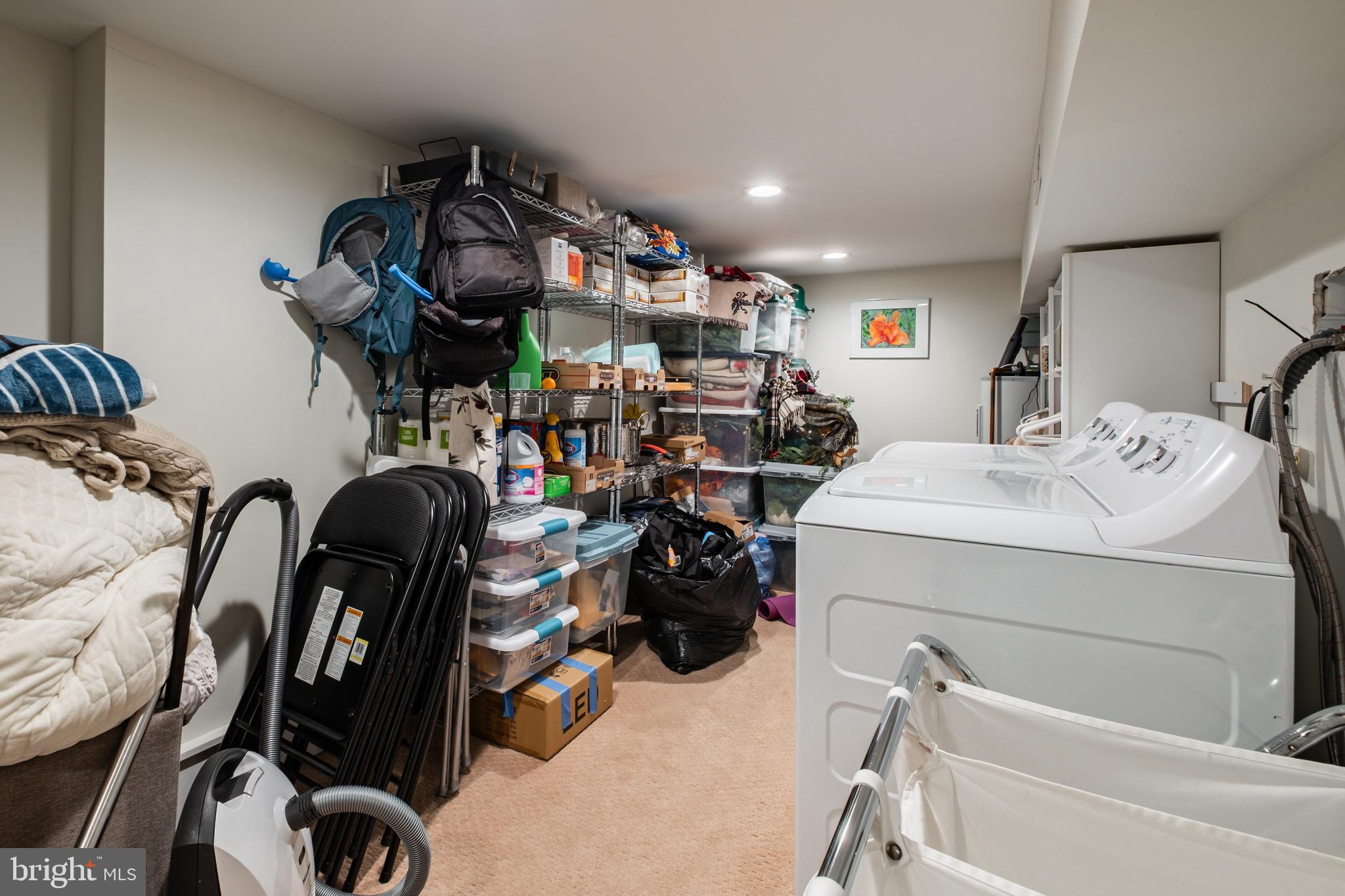 POINT BREEZE - Residential Lease