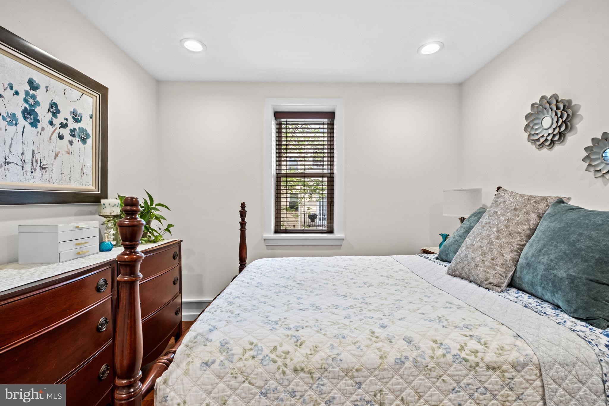 POINT BREEZE - Residential Lease