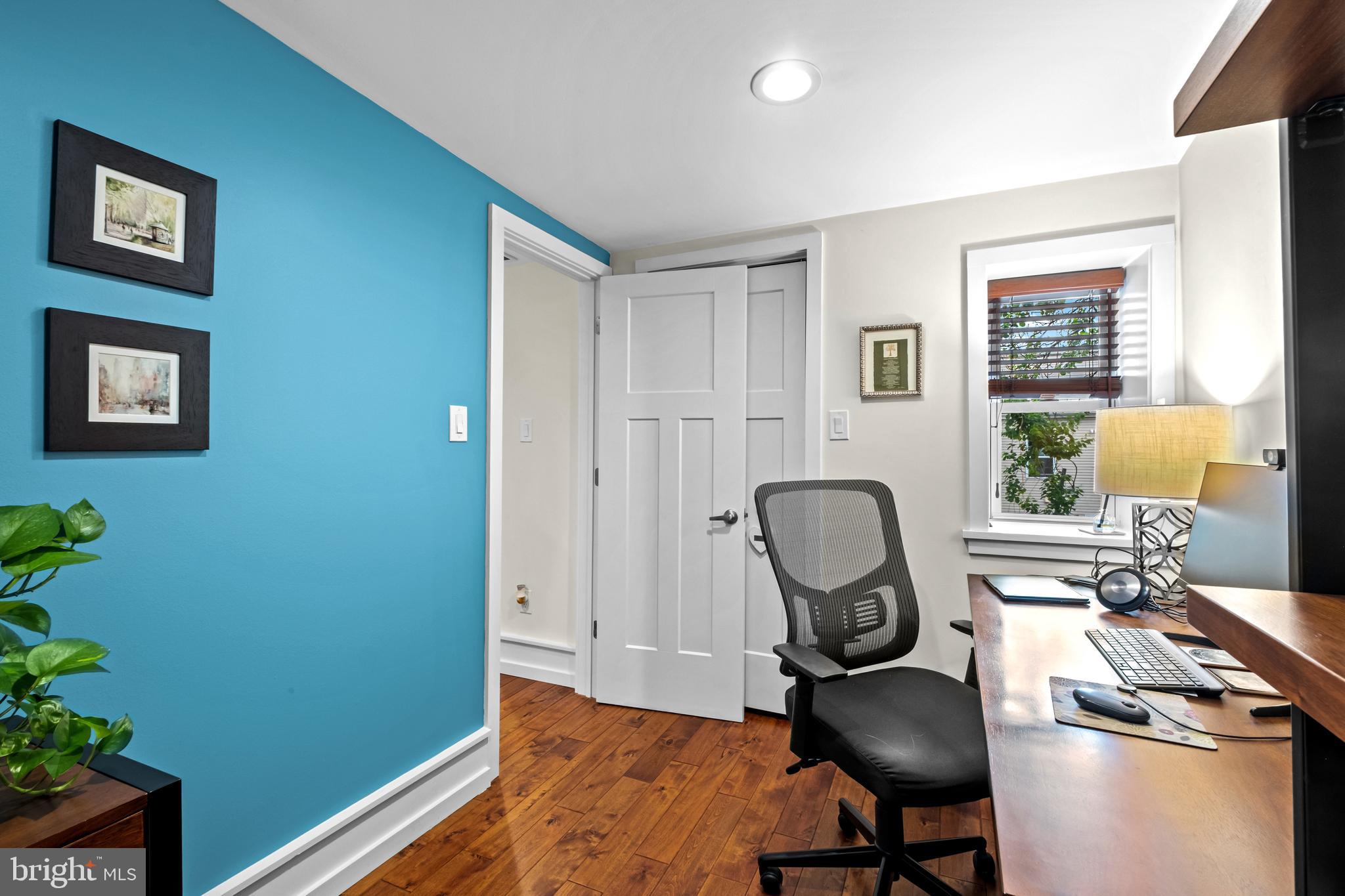 POINT BREEZE - Residential Lease