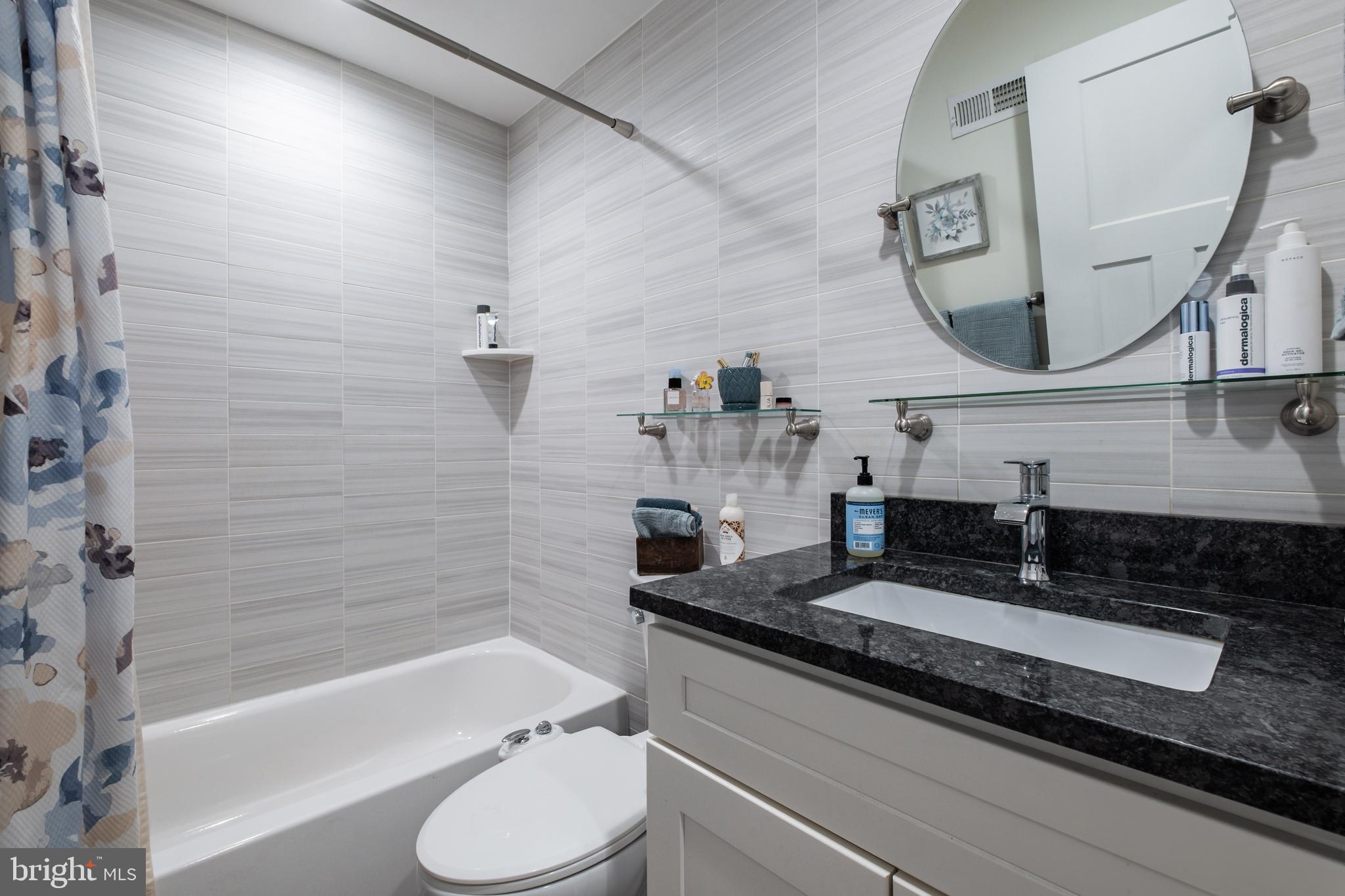 POINT BREEZE - Residential Lease