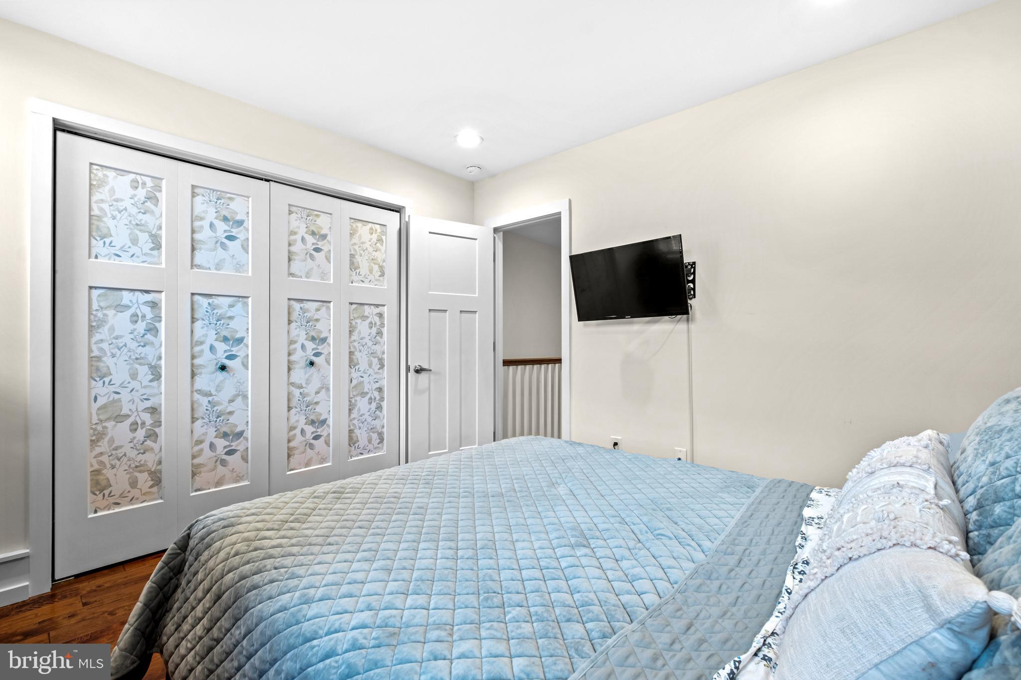 POINT BREEZE - Residential Lease