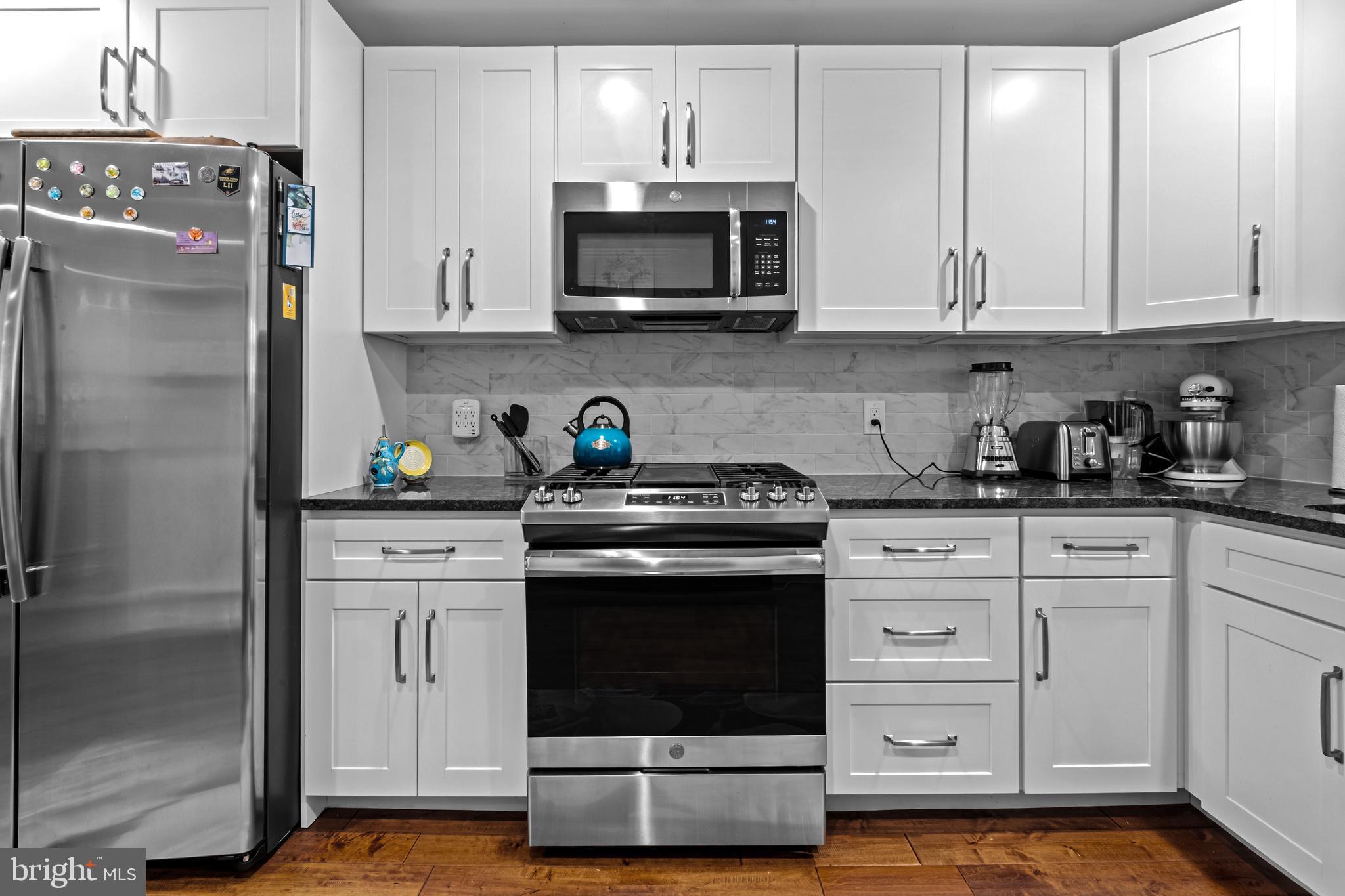 POINT BREEZE - Residential Lease