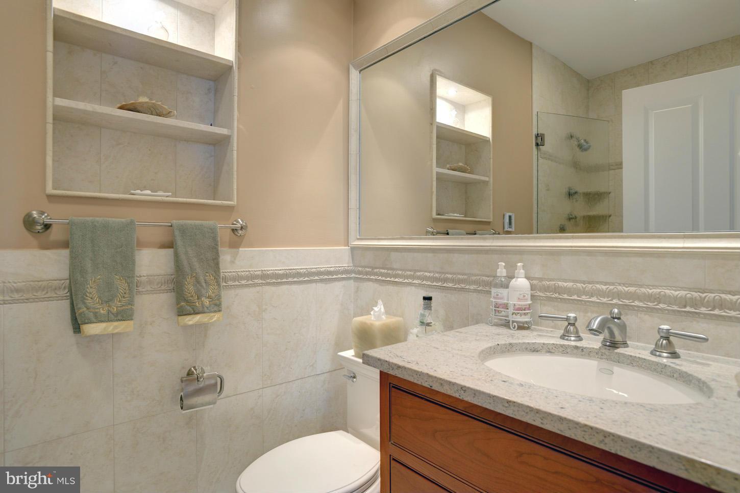 MCLEAN VILLAGE - Residential