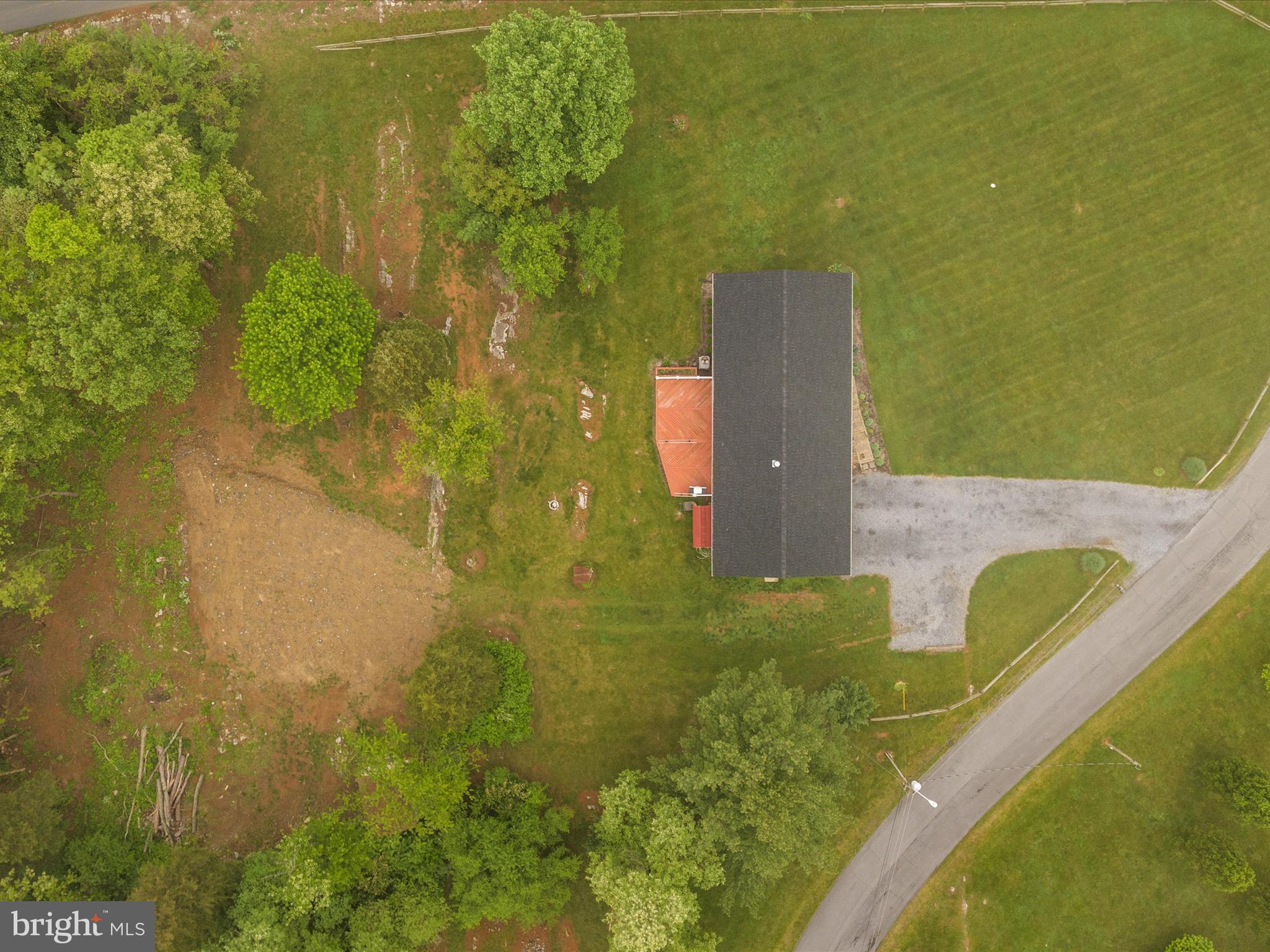 GOLDEN MEADOWS - Residential