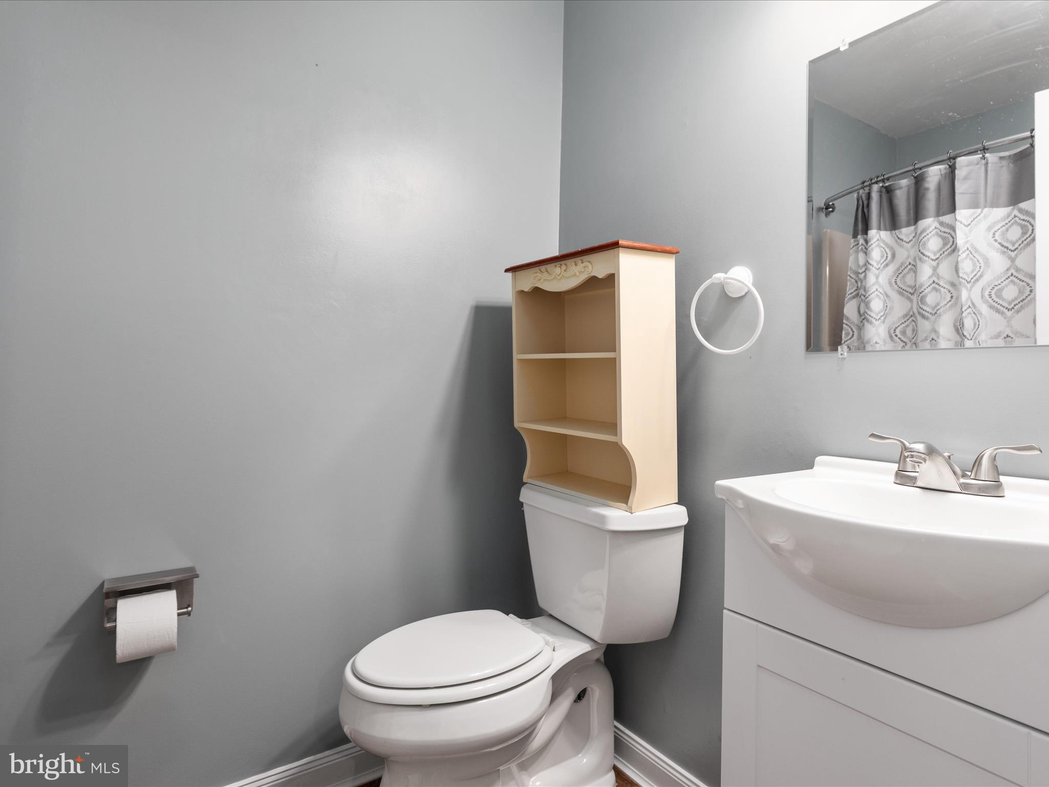 GOLDEN MEADOWS - Residential