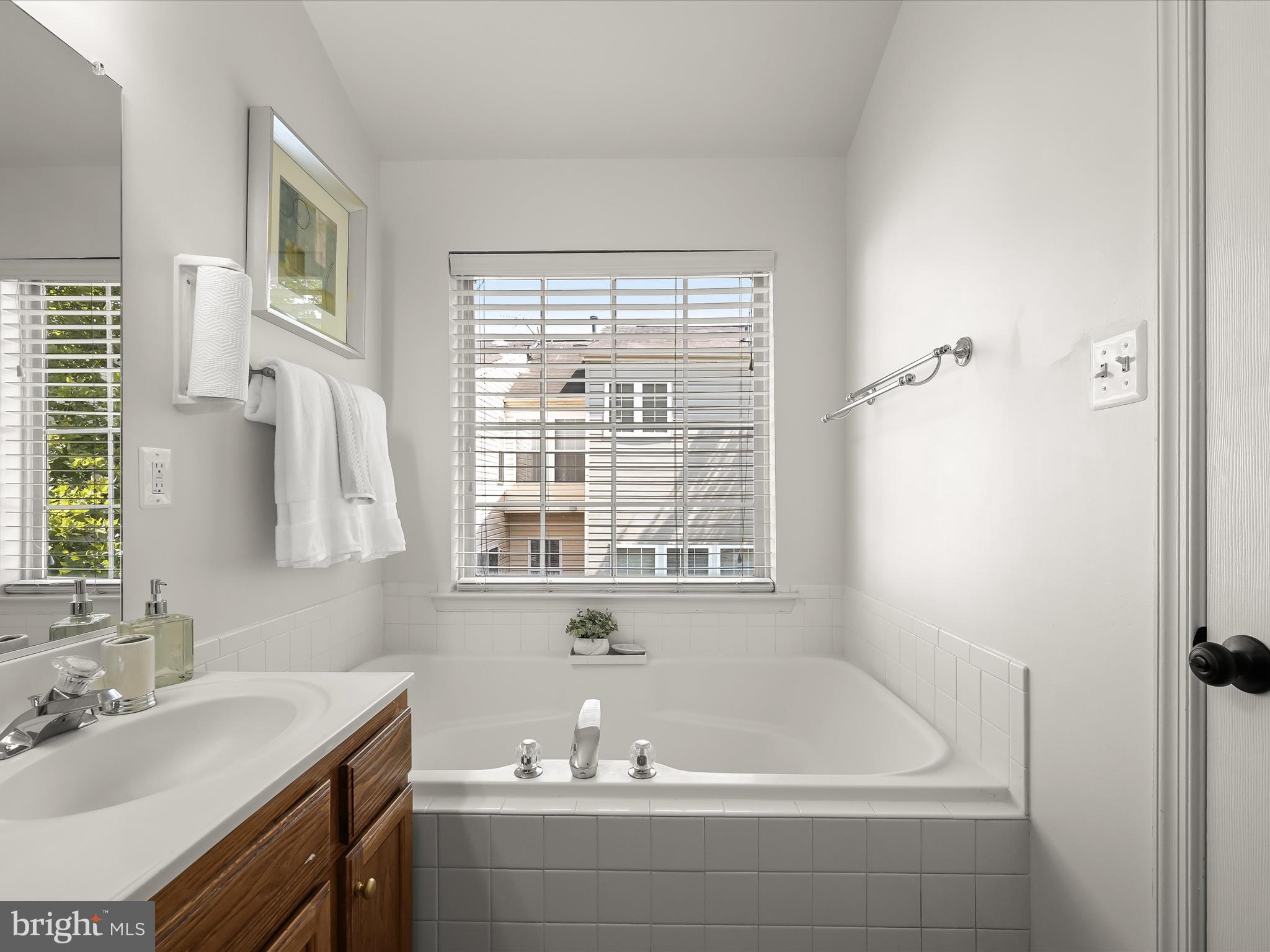 RUSSETT - Residential