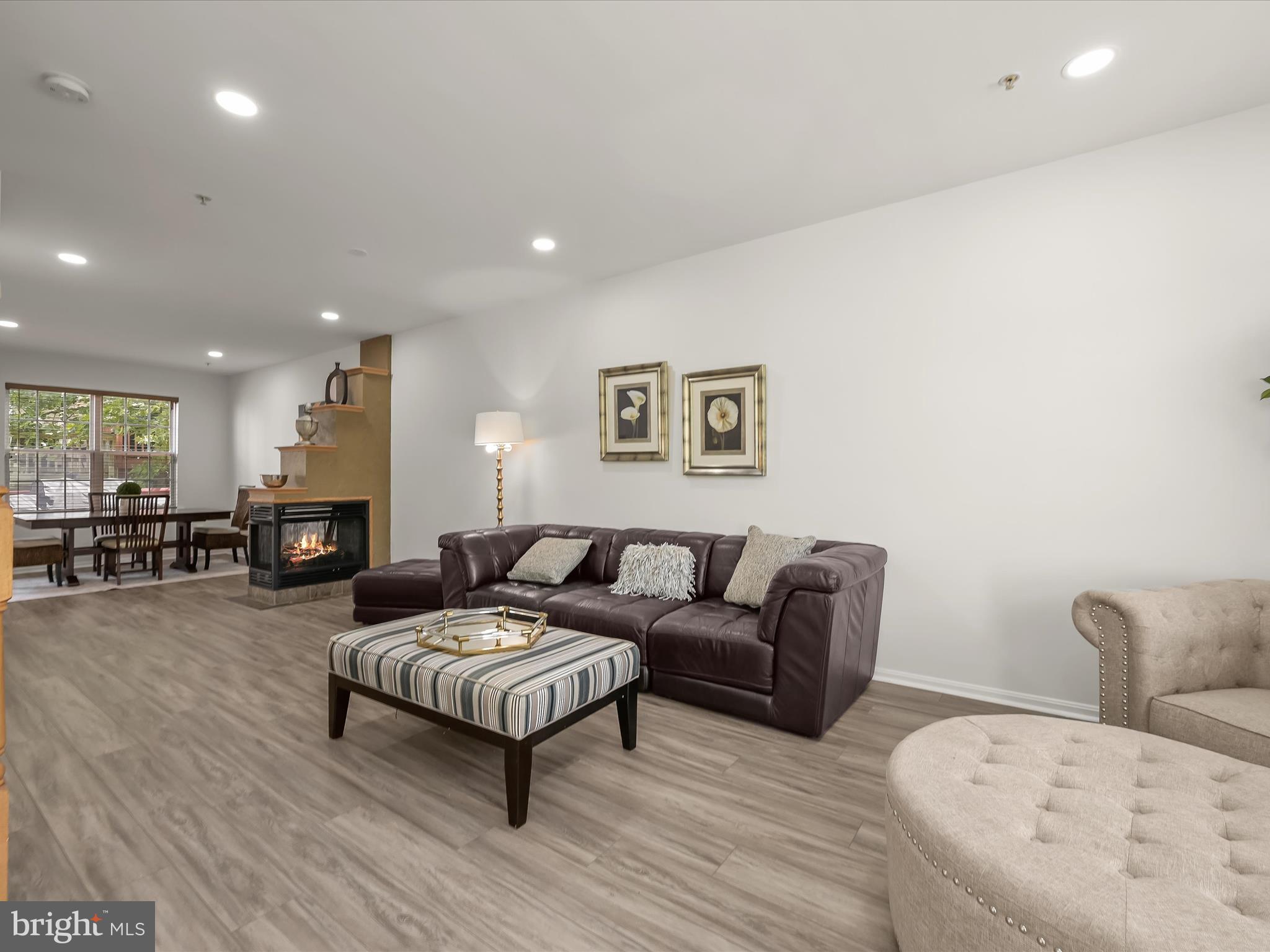 RUSSETT - Residential