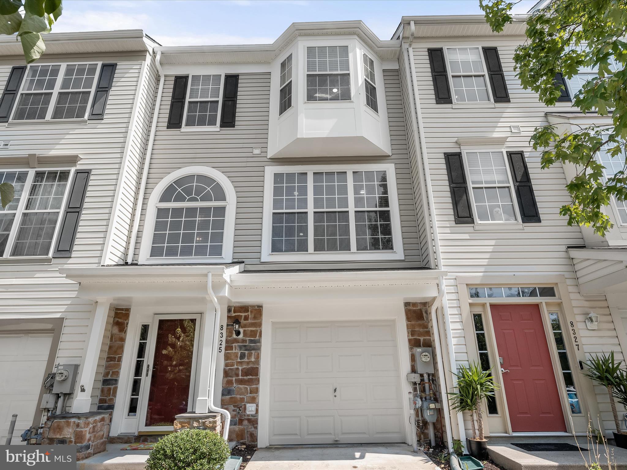 RUSSETT - Residential