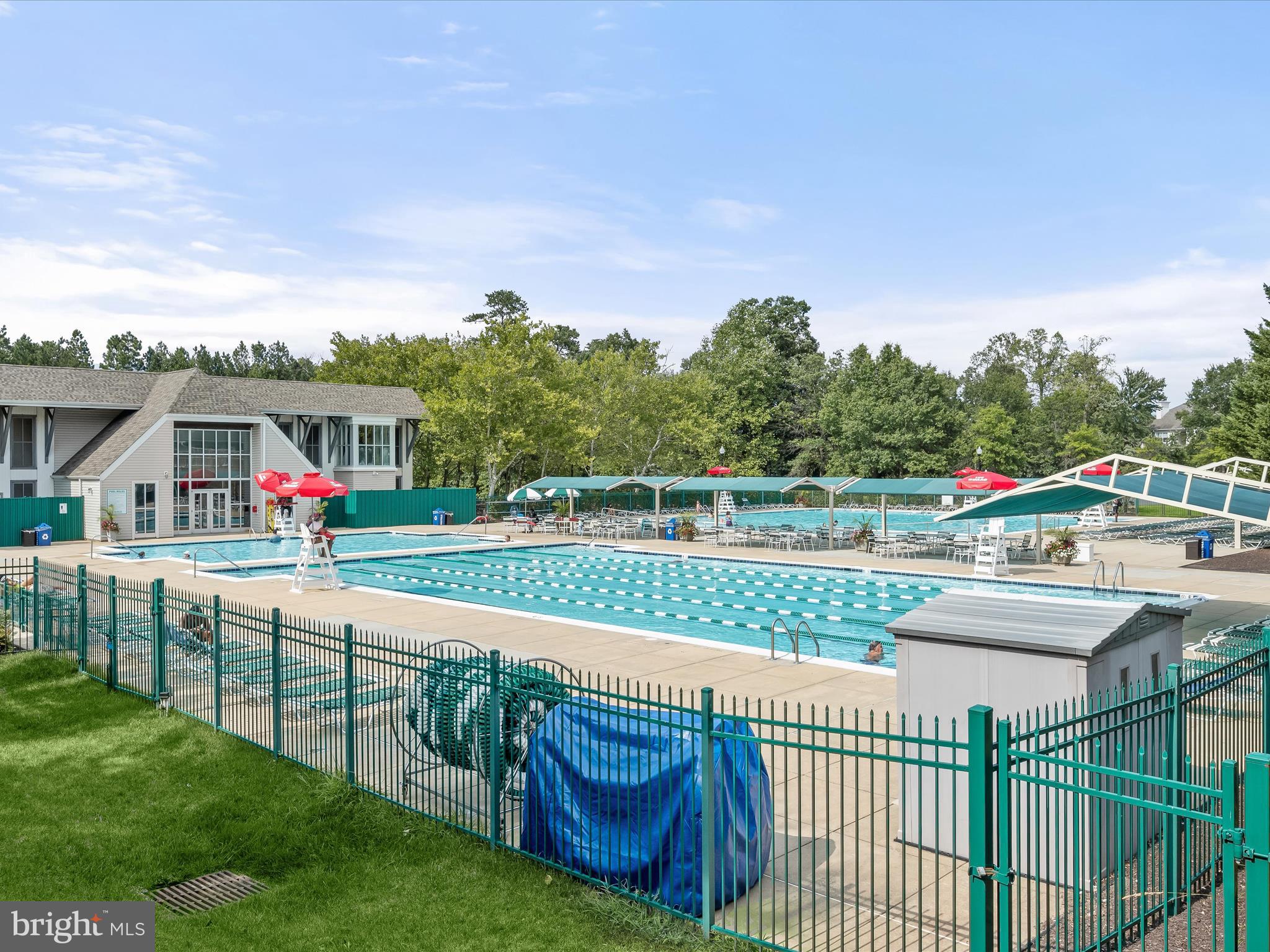 RUSSETT - Residential