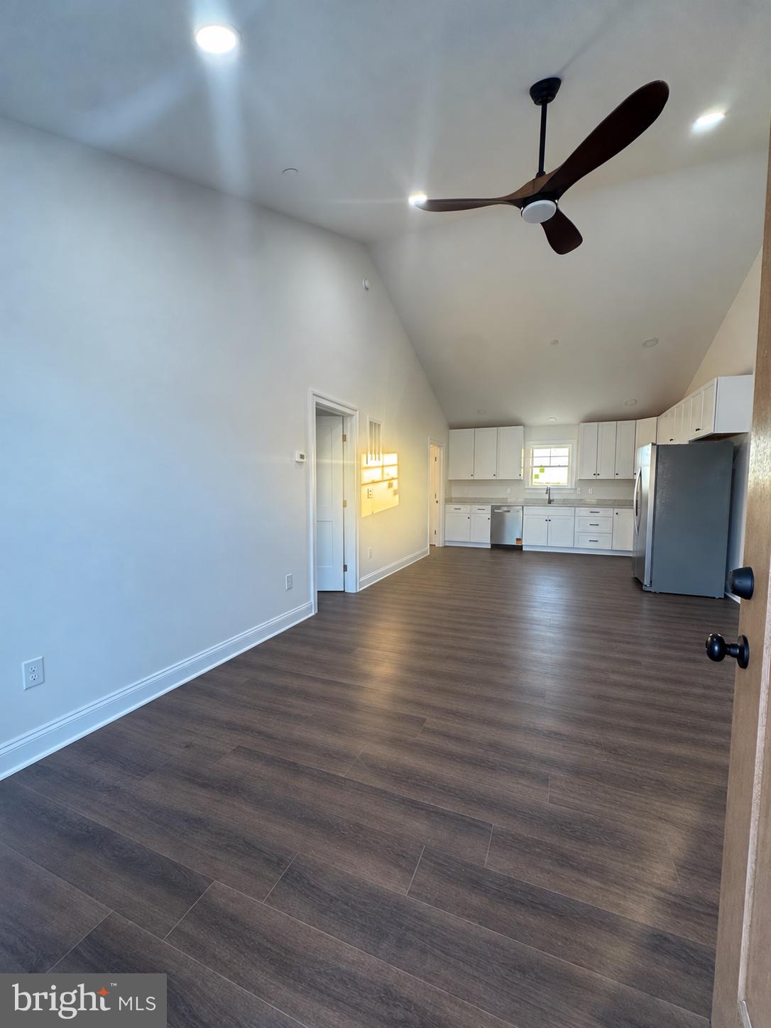 118 WILLOW DRIVE
