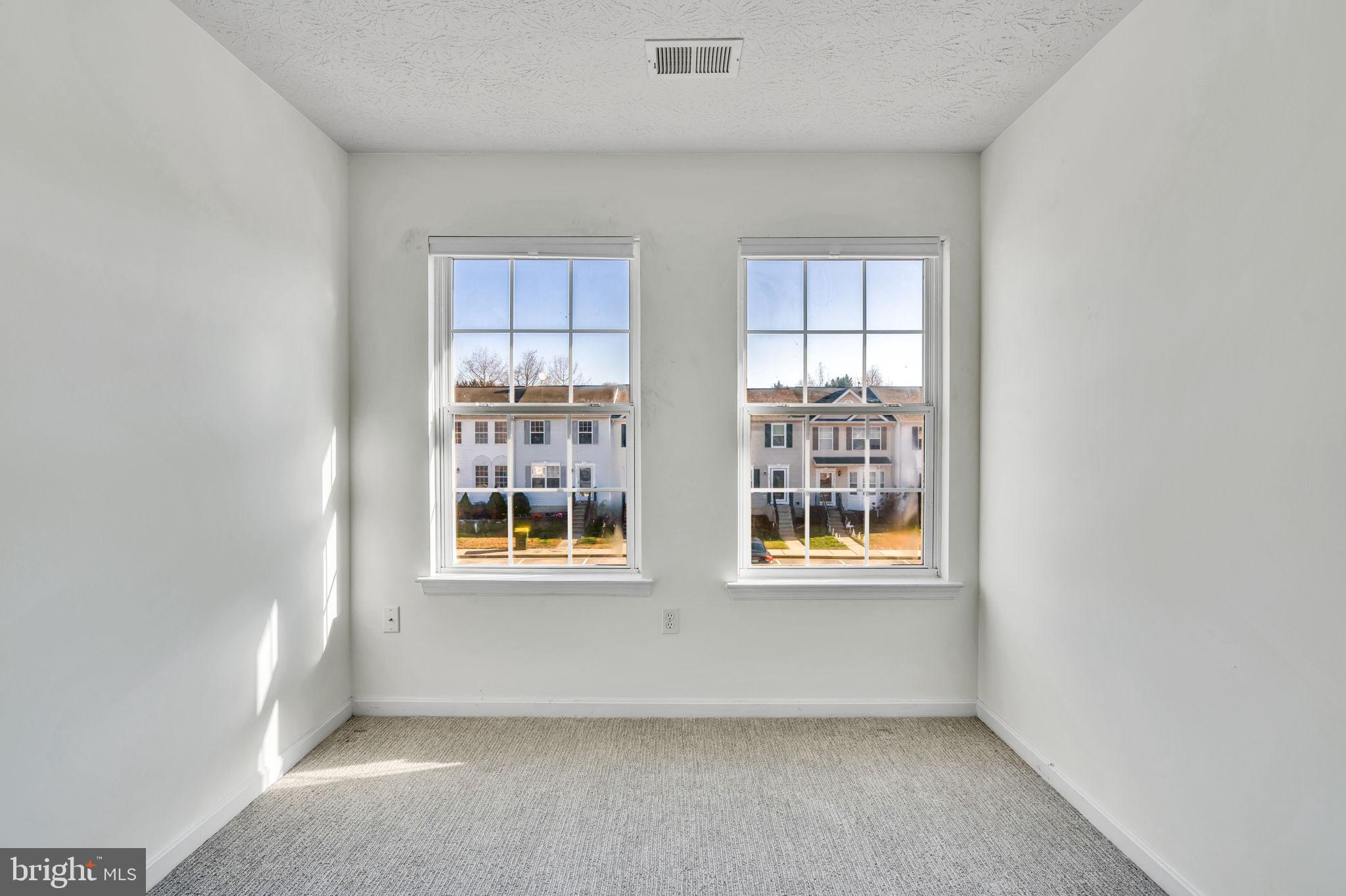 BAYVIEW HILLS - Residential Lease