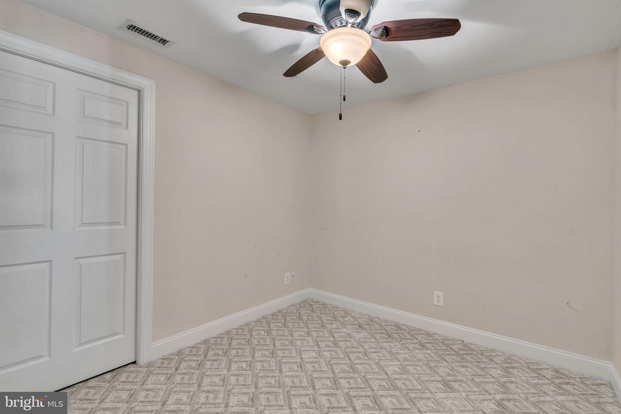 BAYVIEW HILLS - Residential Lease