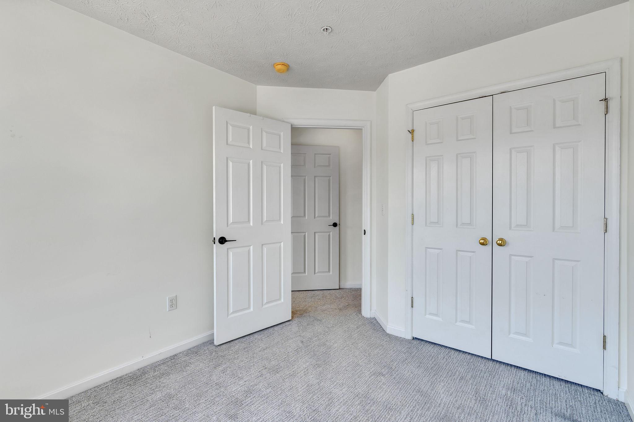 BAYVIEW HILLS - Residential Lease