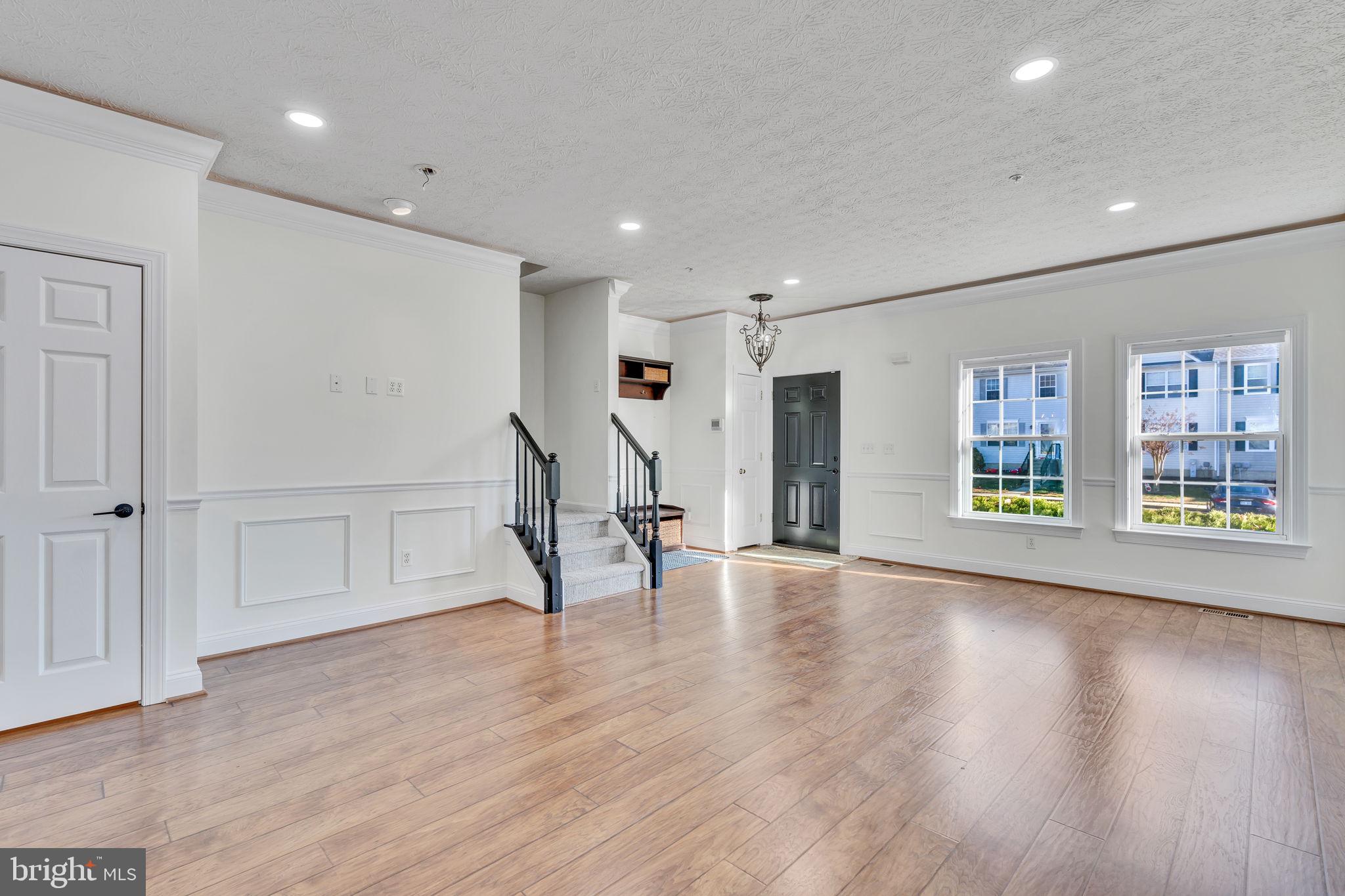 BAYVIEW HILLS - Residential Lease