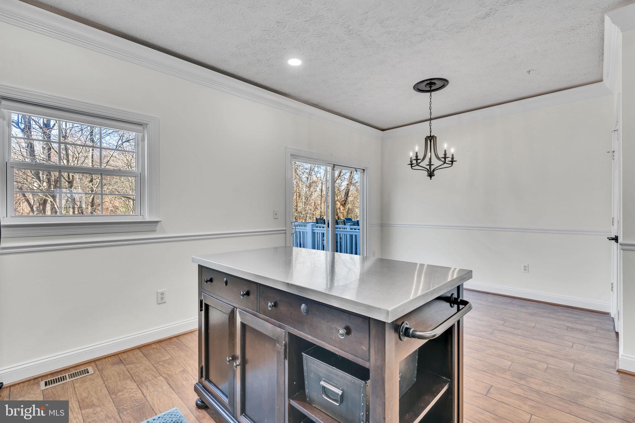 BAYVIEW HILLS - Residential Lease