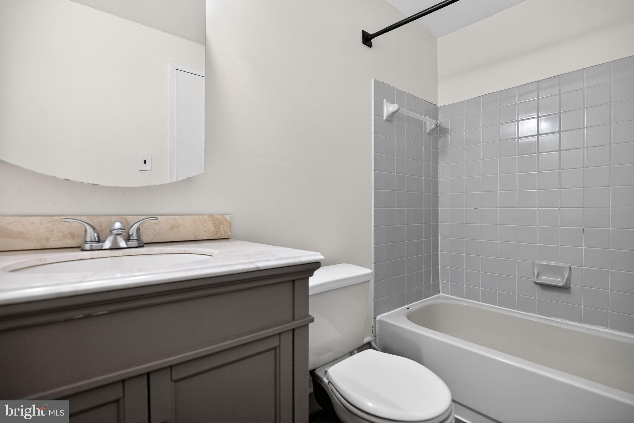 OLD CITY - Residential