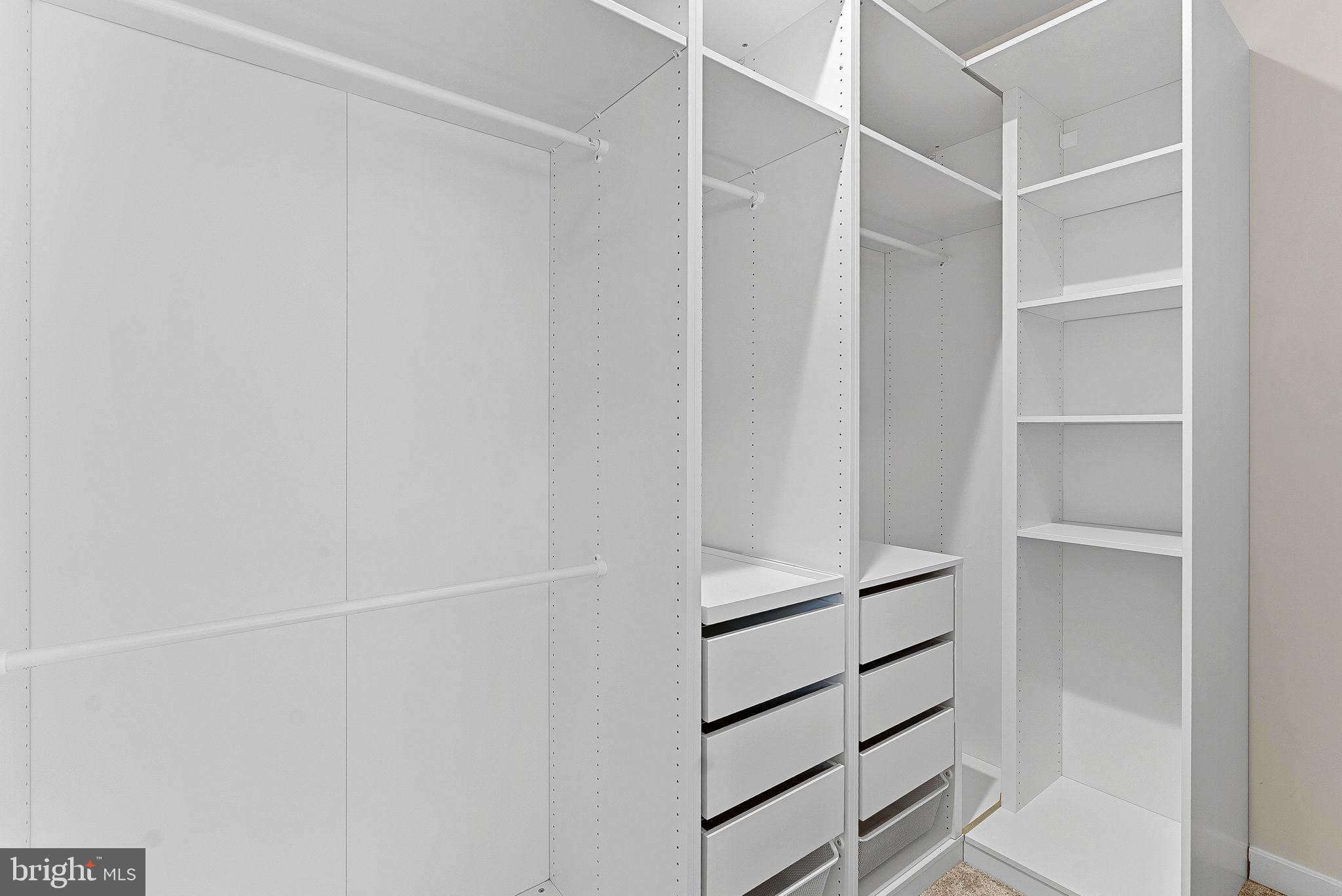 TUSCARORA VILLAGE - Residential