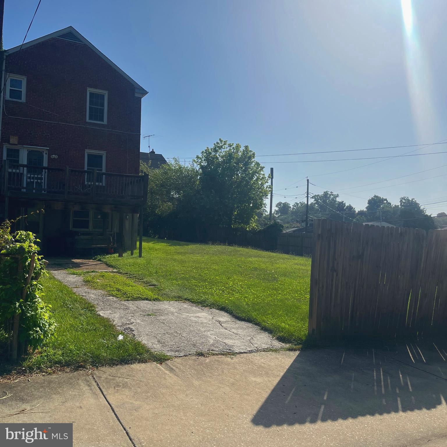 1723 STELLA COURT