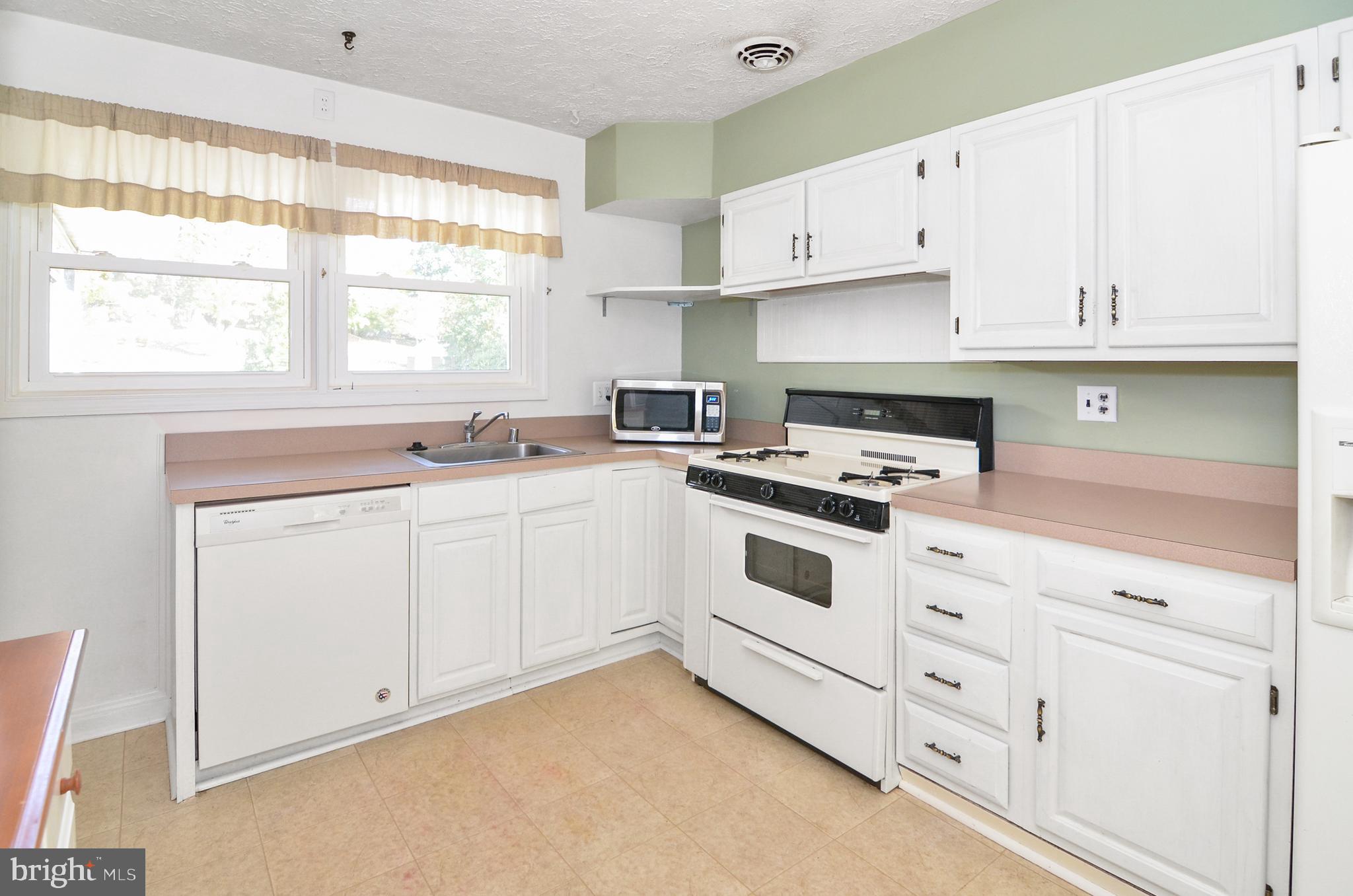 LUTHER VILLAGE - Residential