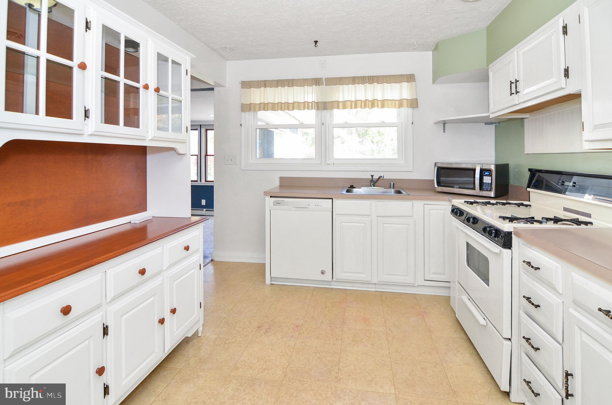 LUTHER VILLAGE - Residential