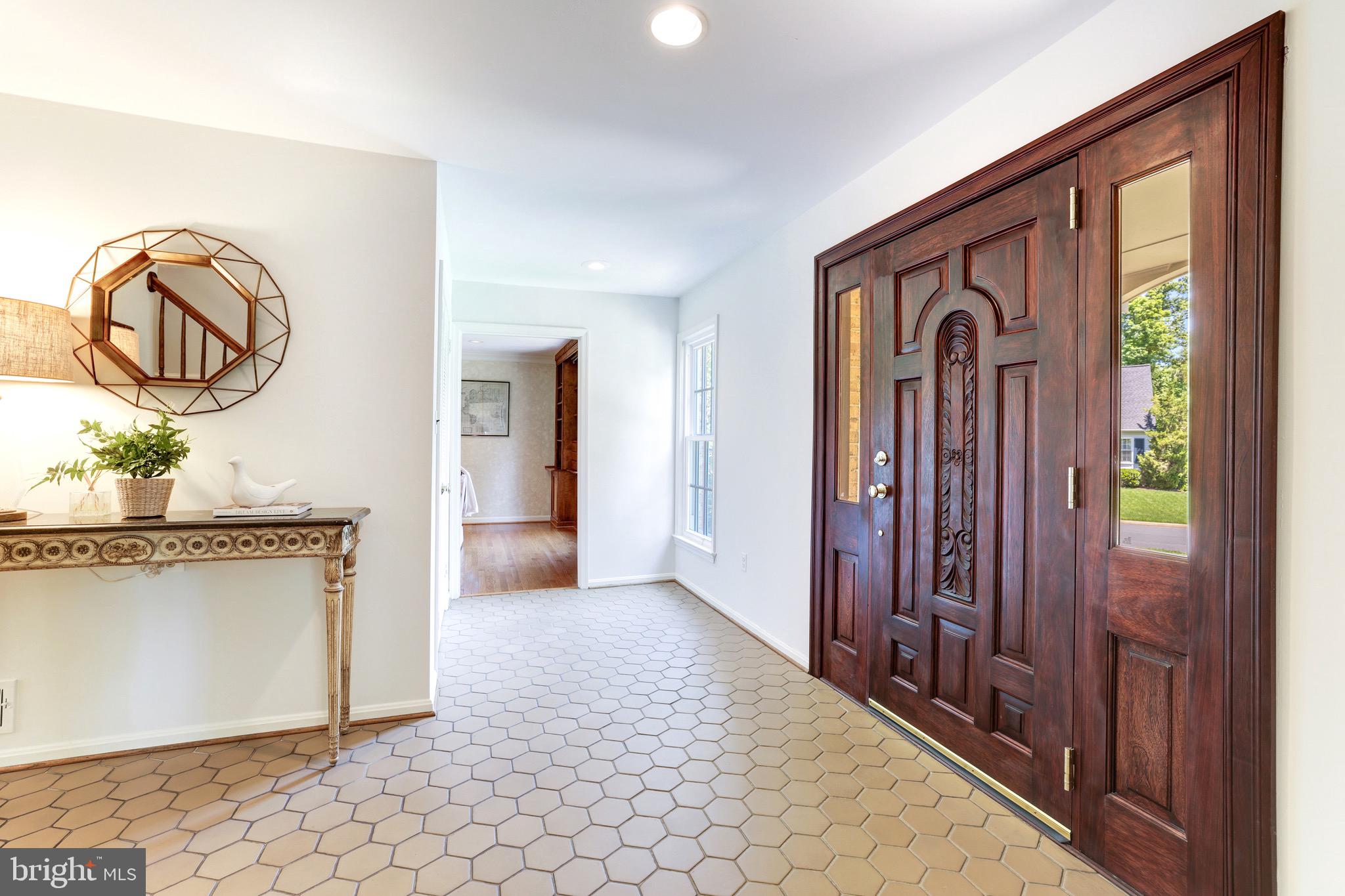 MC LEAN HUNT - Residential