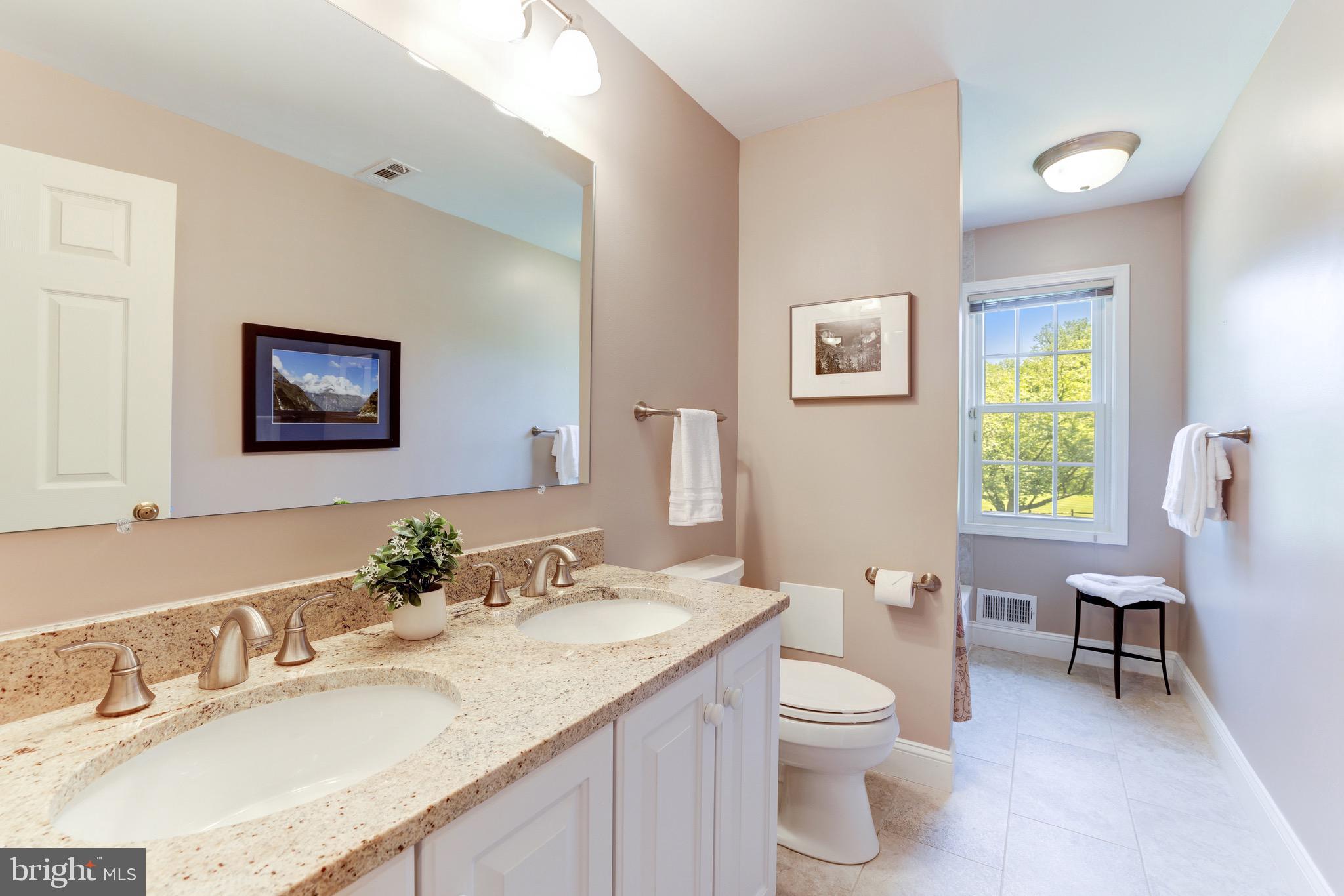 MC LEAN HUNT - Residential