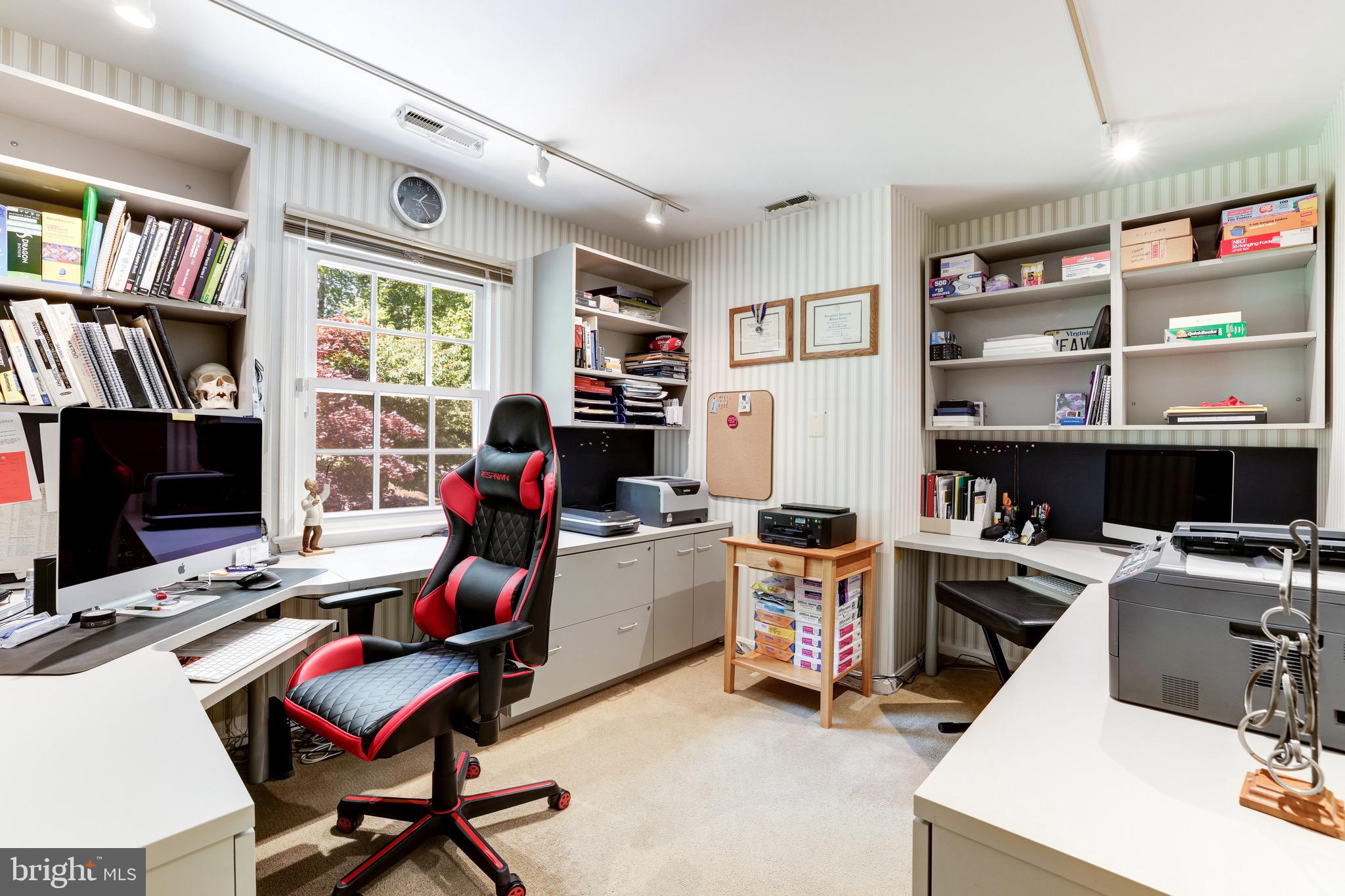 MC LEAN HUNT - Residential