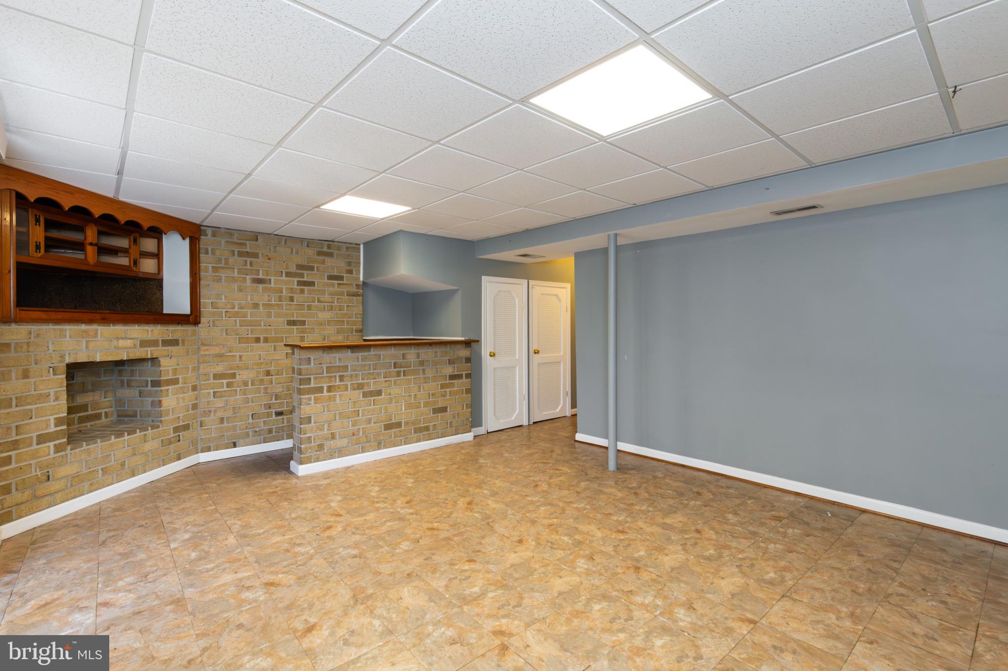 STAFFORDBOROUGH - Residential Lease