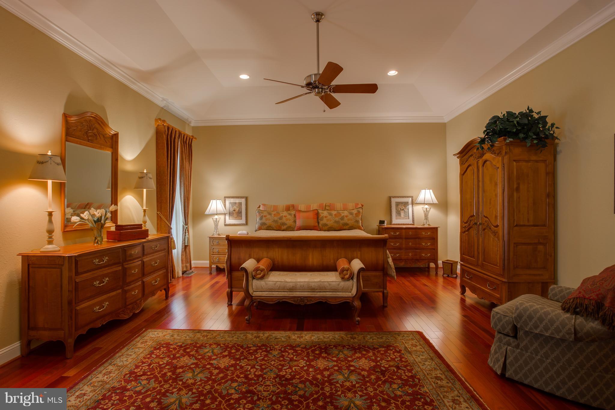 LAKE OF THE WOODS - Residential