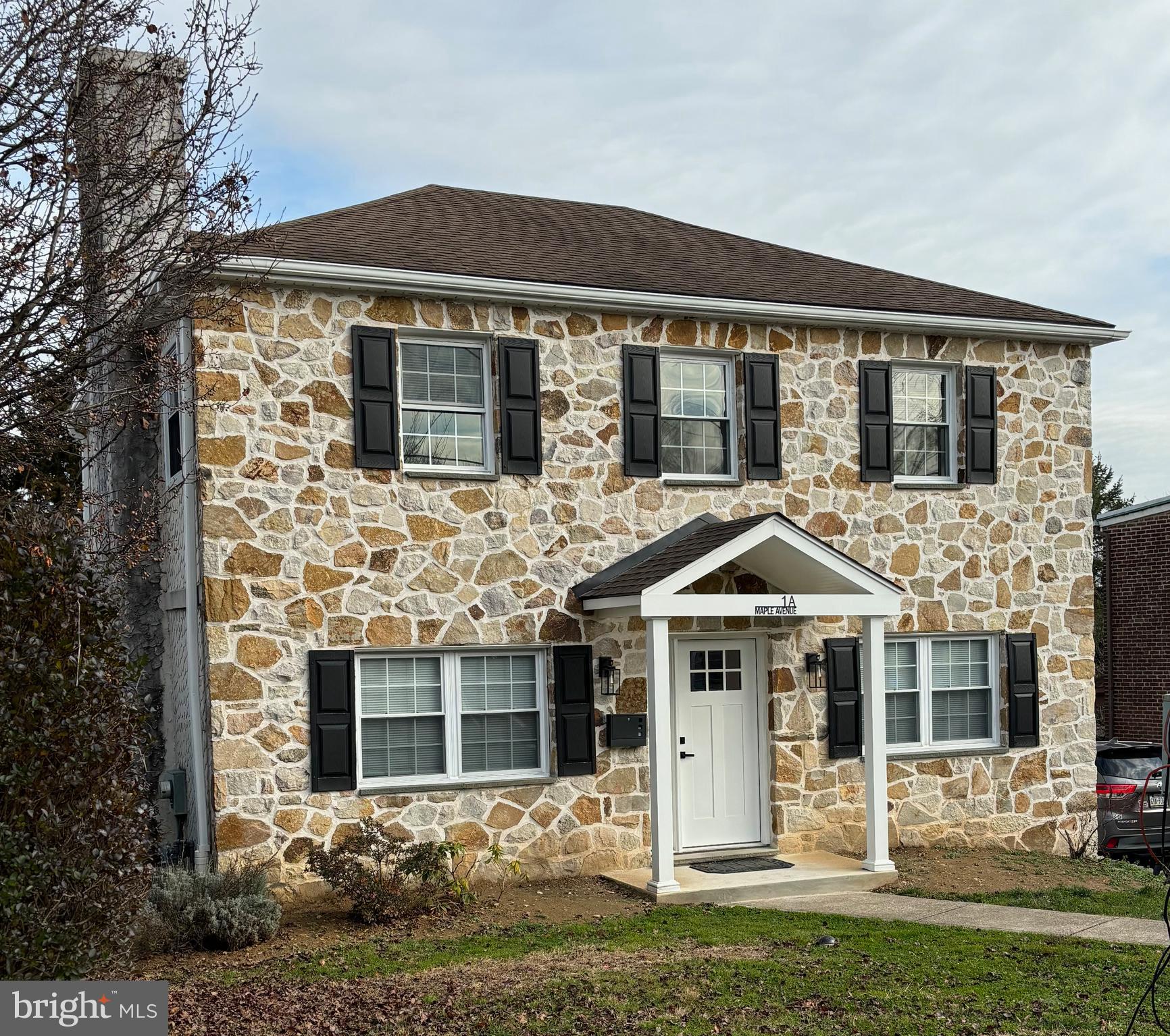BELMONT HILLS - Residential Lease
