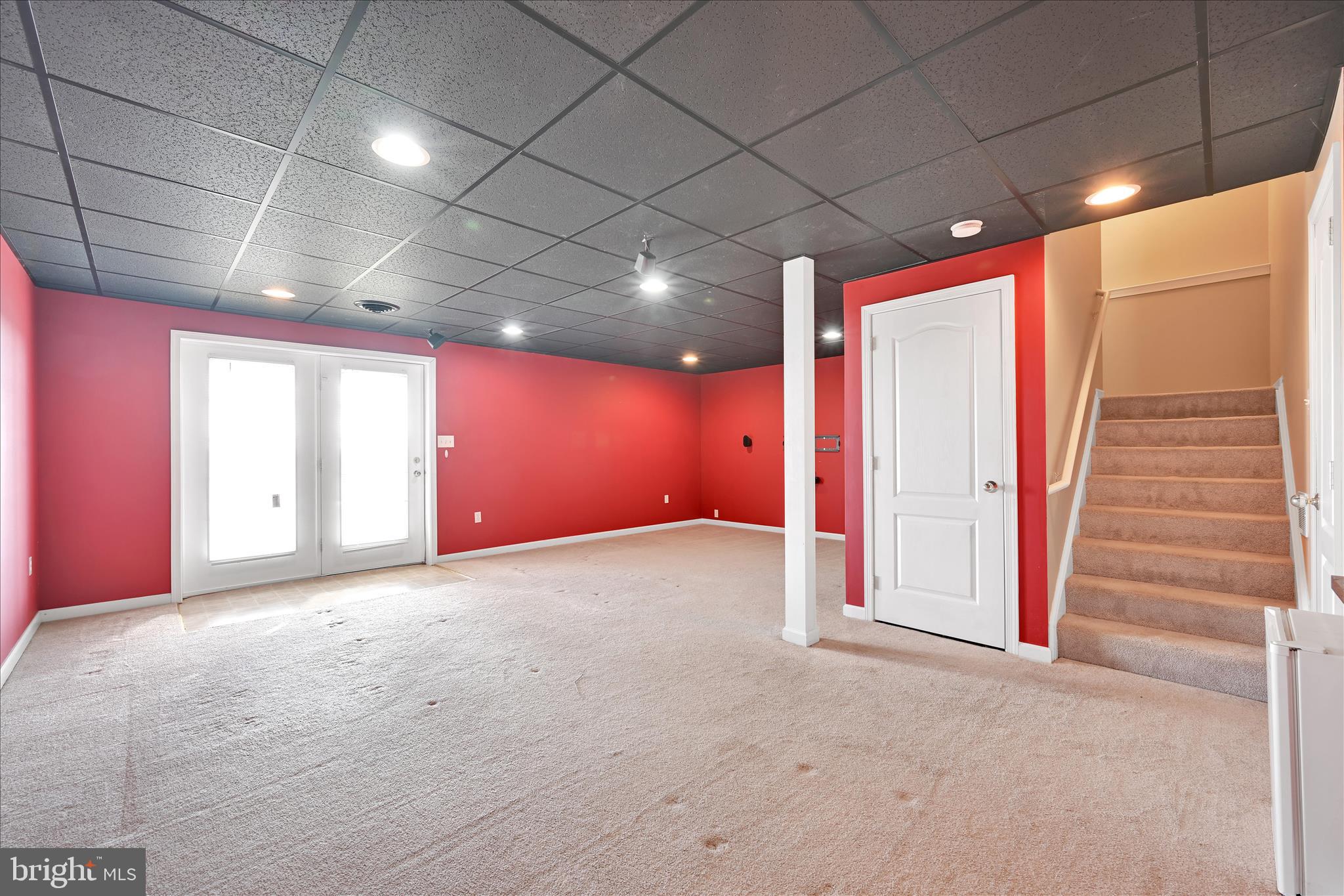 EAGLEVIEW ESTATES - Residential