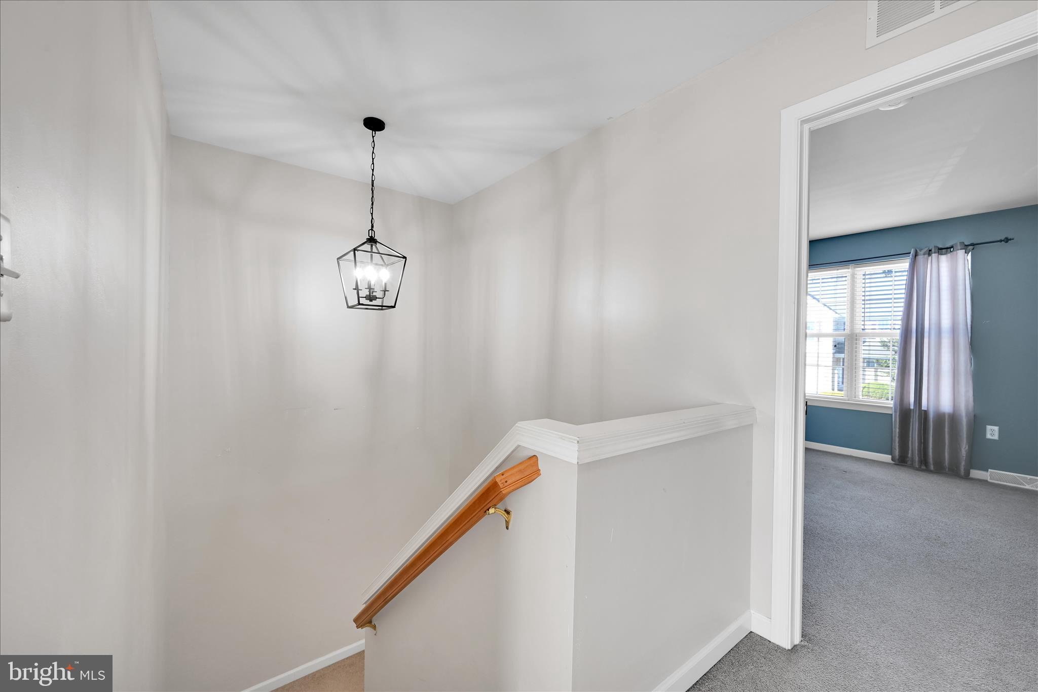 EAGLEVIEW ESTATES - Residential