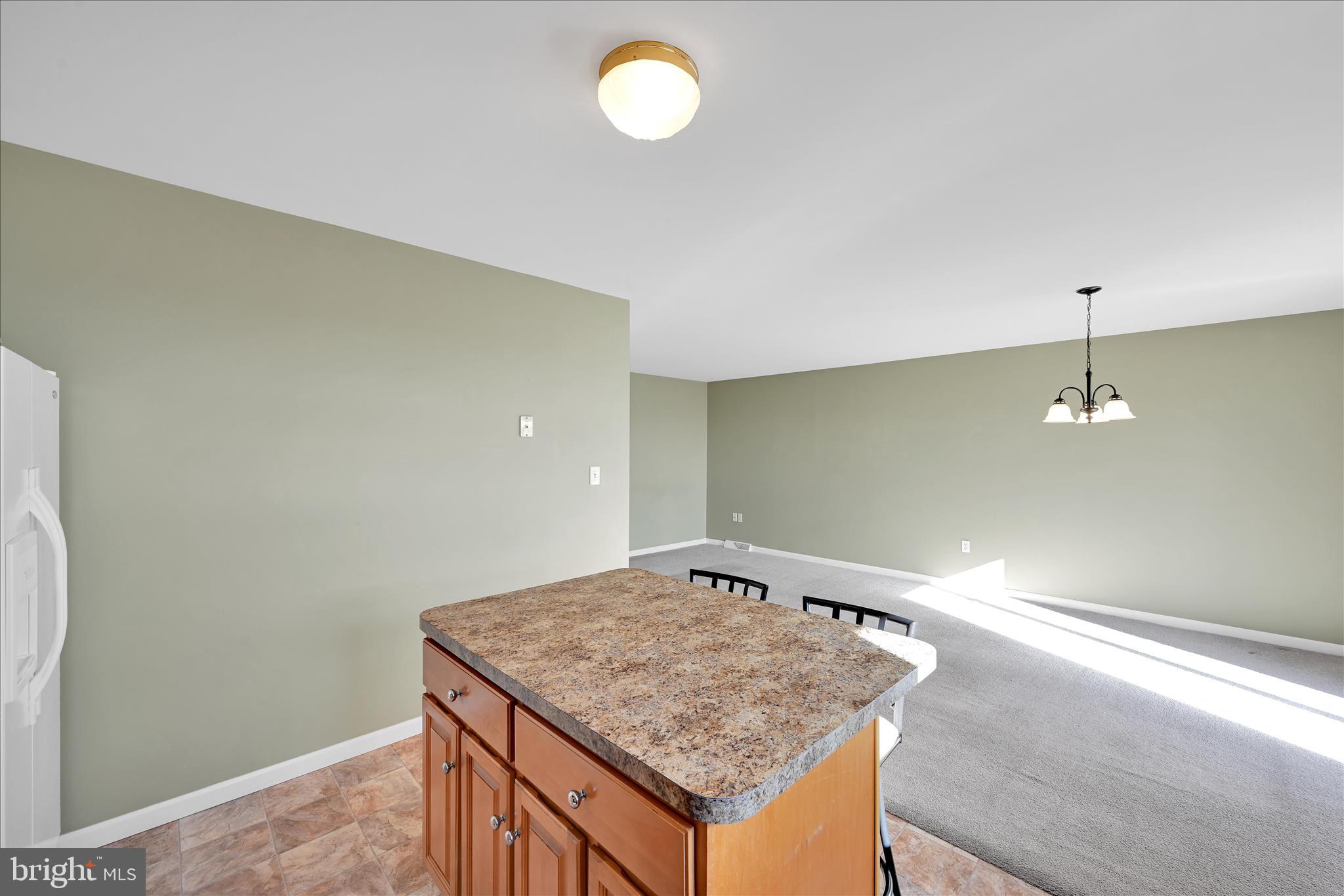 EAGLEVIEW ESTATES - Residential