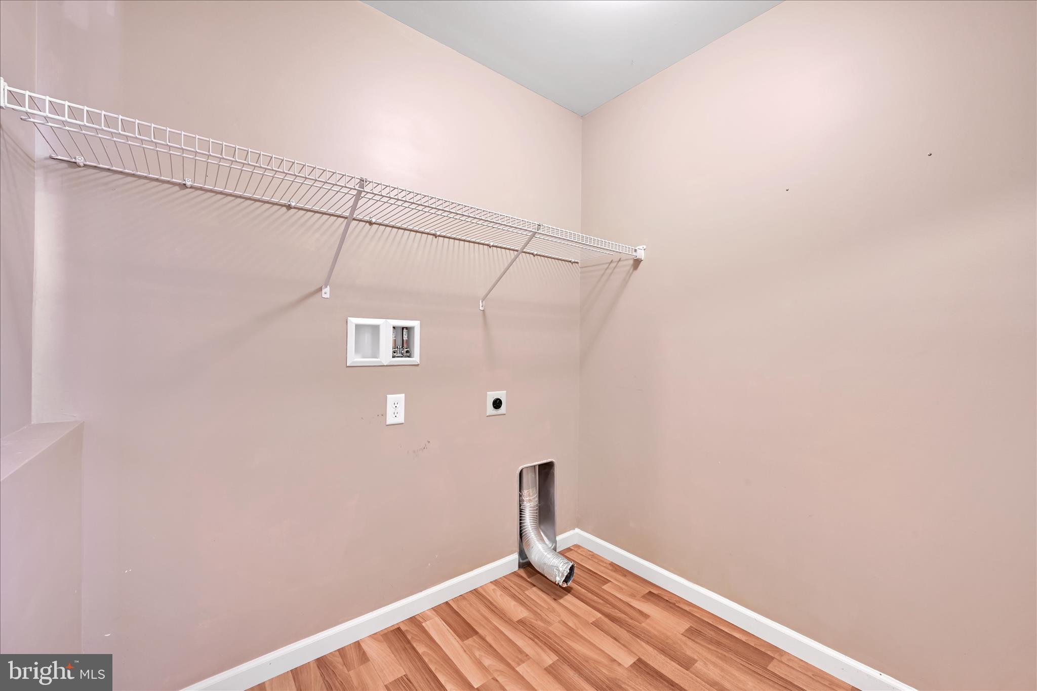 EAGLEVIEW ESTATES - Residential