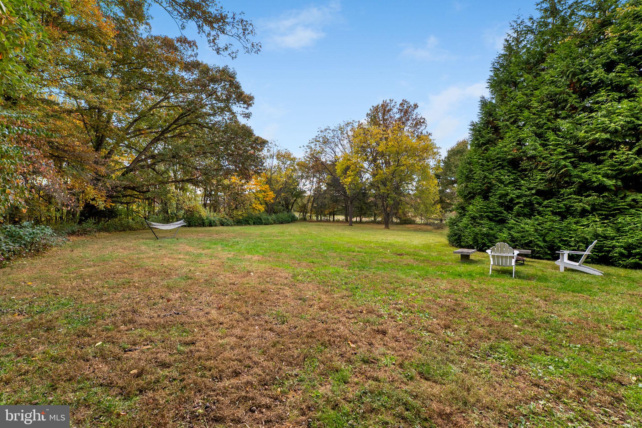 LAYTONSVILLE OUTSIDE - Residential