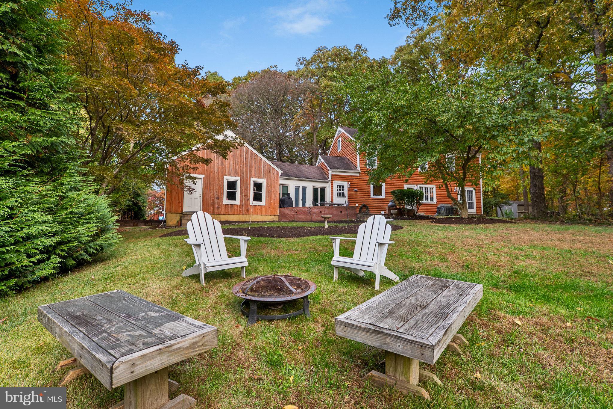 LAYTONSVILLE OUTSIDE - Residential