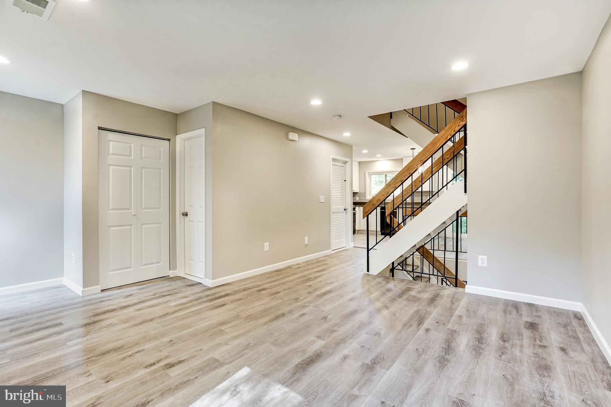 DOGWOOD - Residential Lease