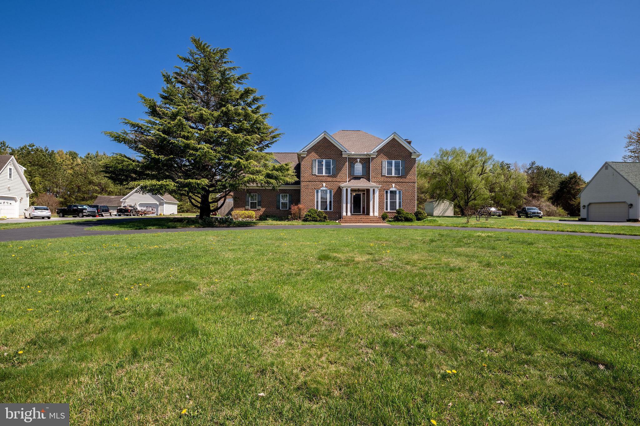 6957 AMBER FIELDS COURT