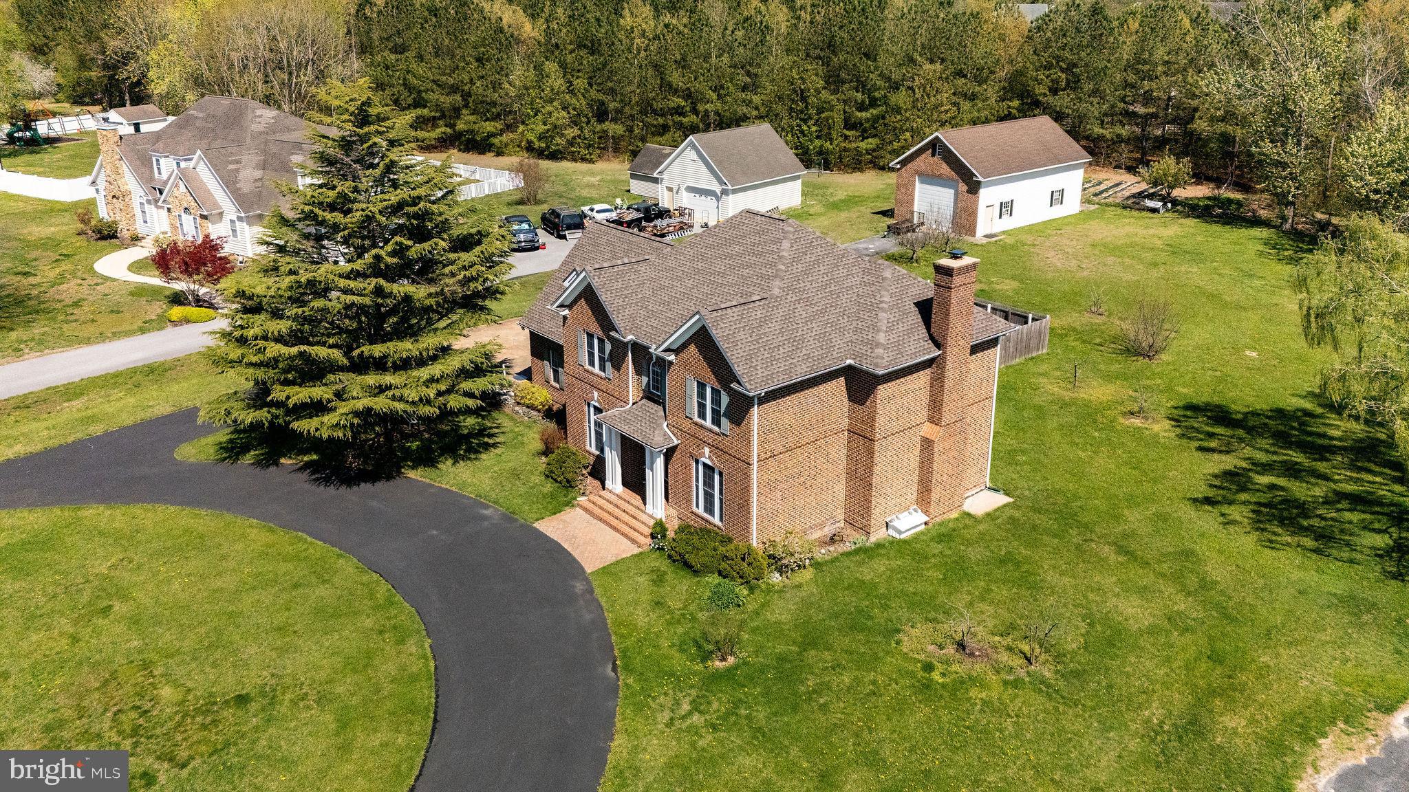 6957 AMBER FIELDS COURT