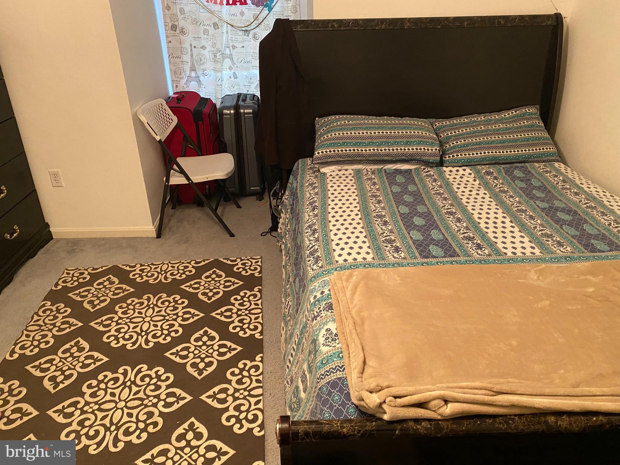 VILLAGES AT PARSONS LAKE - Residential