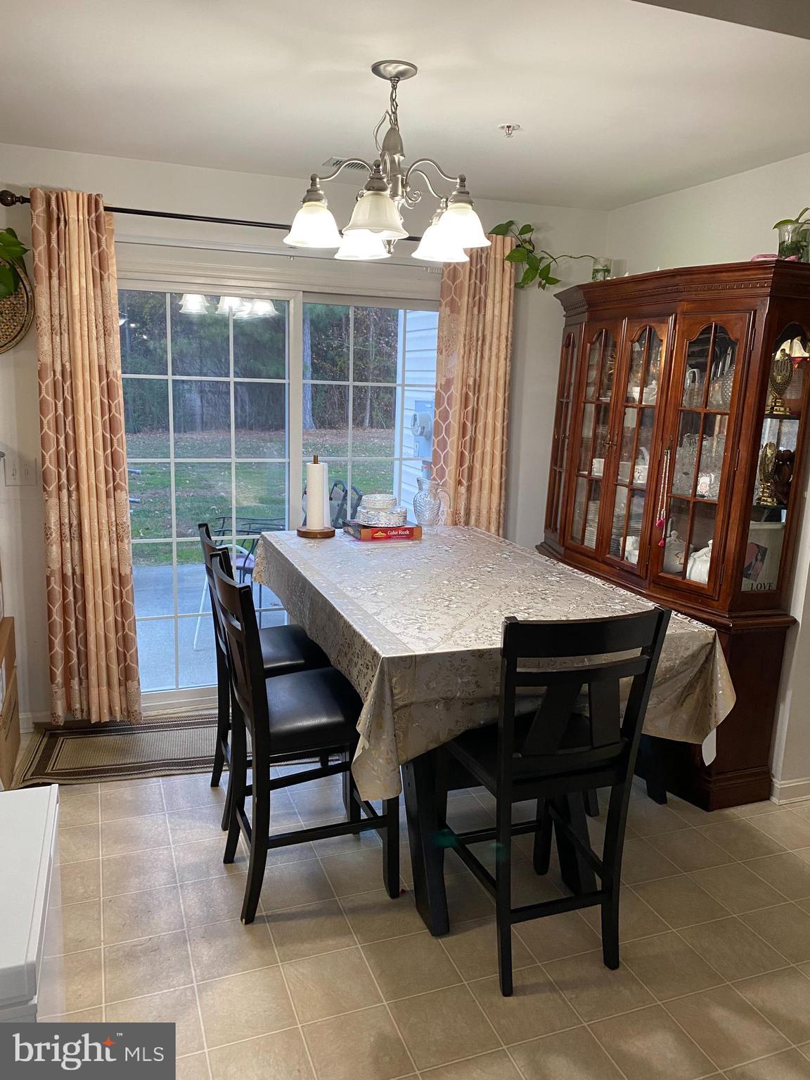 VILLAGES AT PARSONS LAKE - Residential