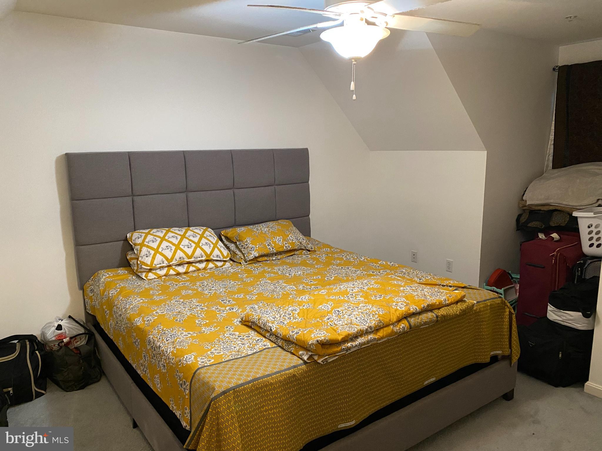 VILLAGES AT PARSONS LAKE - Residential