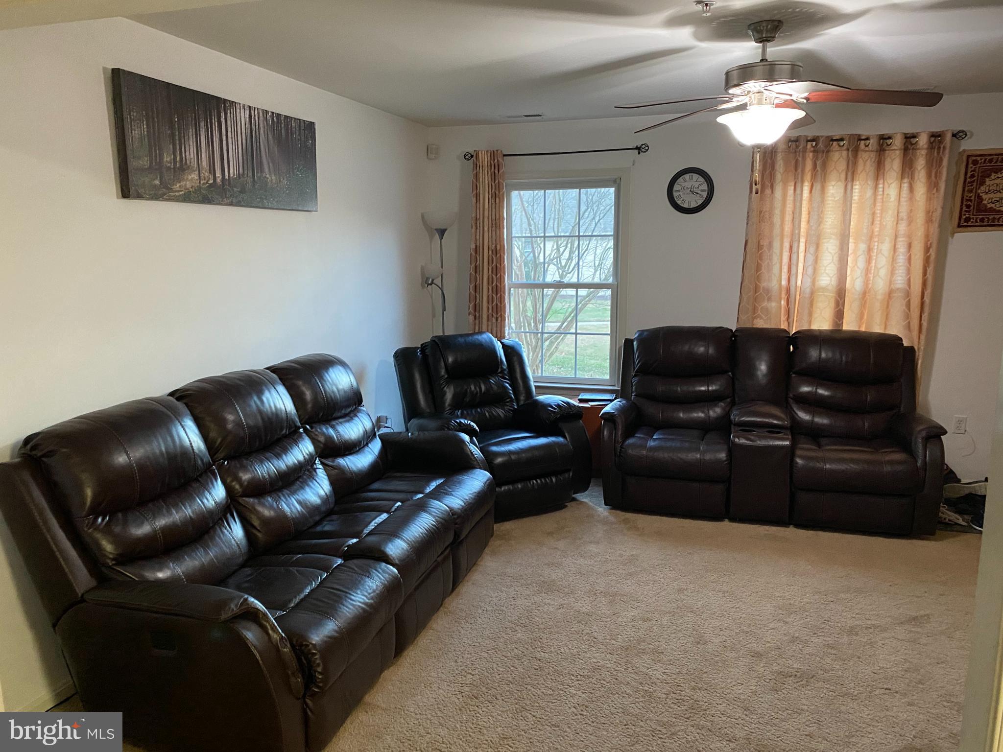 VILLAGES AT PARSONS LAKE - Residential